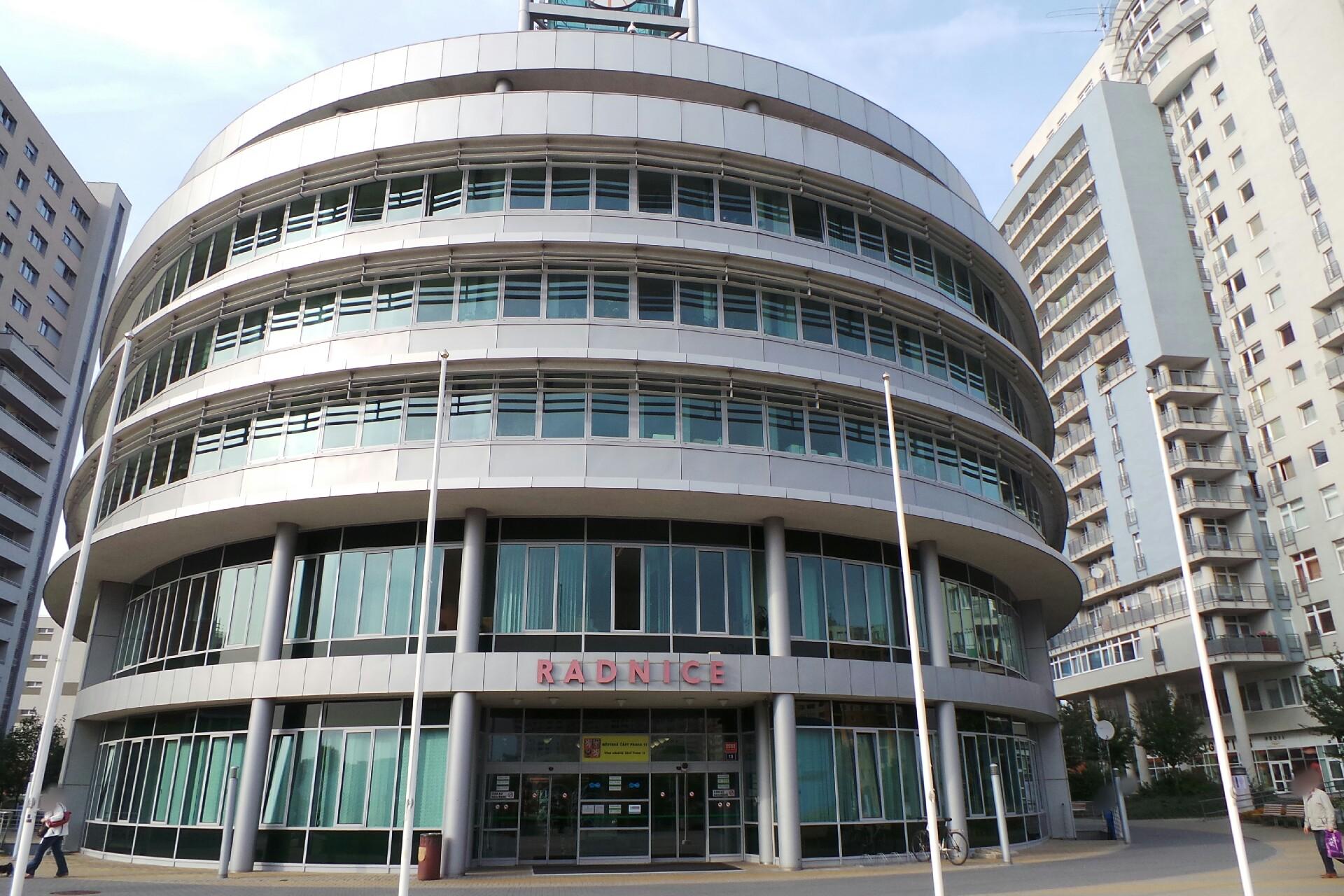 ÚMČ Praha 13 - Odbor legislativně-právní