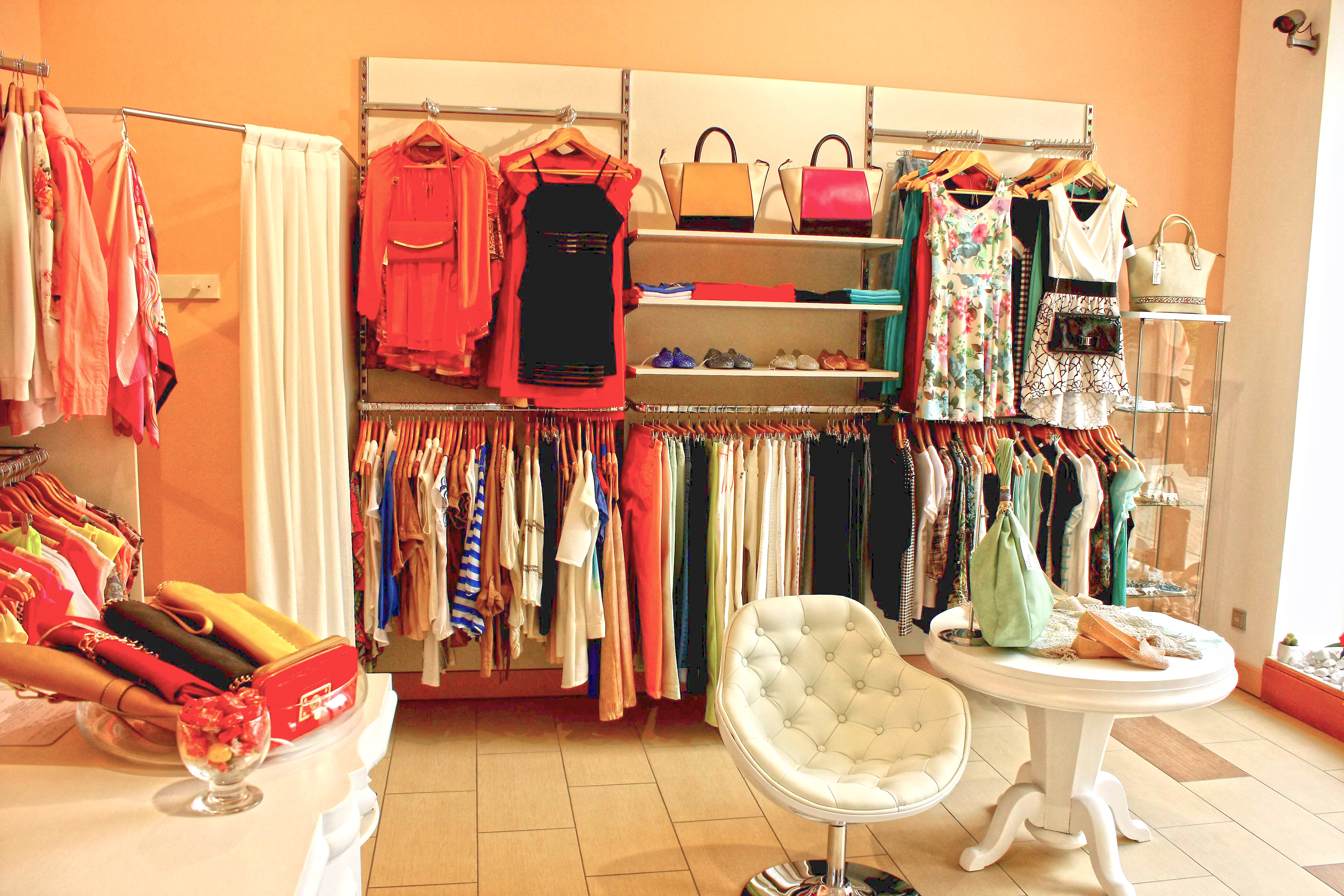 Roca Blanca Fashion Store foto 3