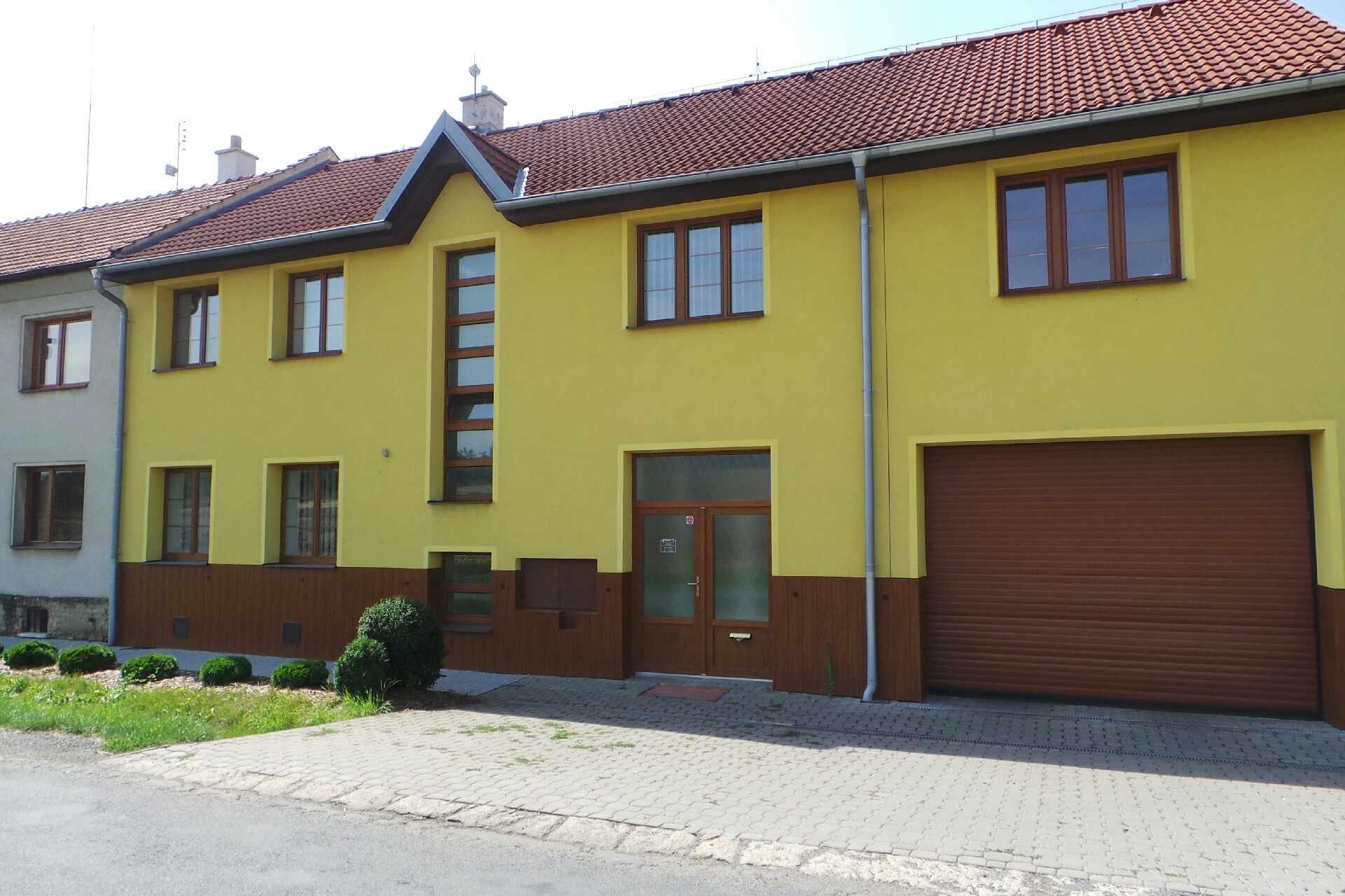 ELMAR group, spol. s r.o.