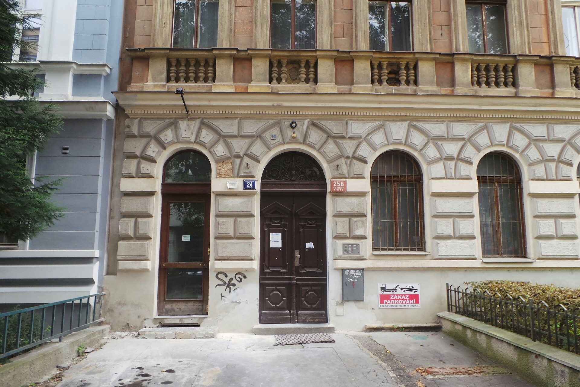 Hronek Servis - Lenka Hronková foto 1