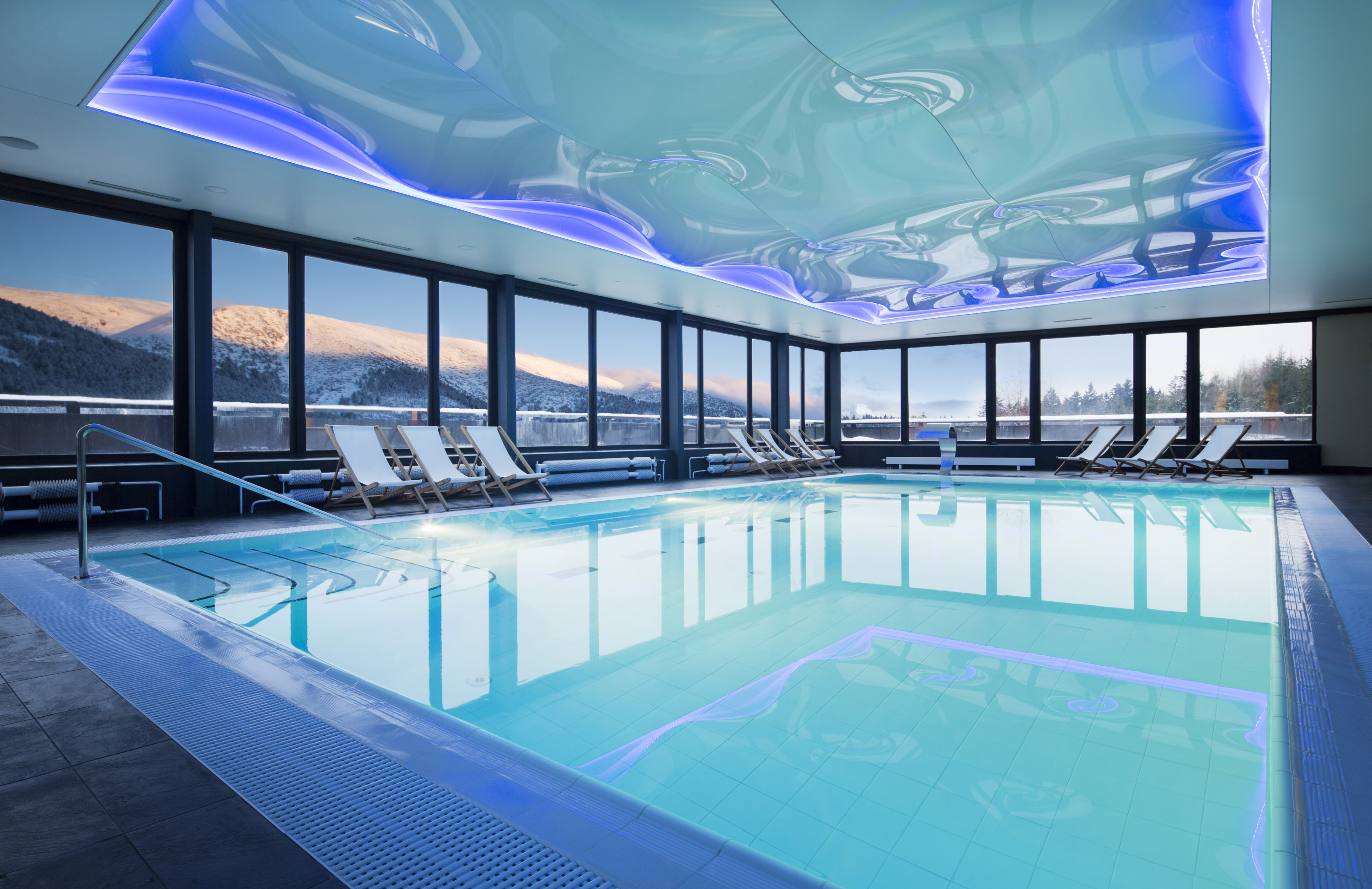 Plavecký bazén Orea Resort Horal foto 2