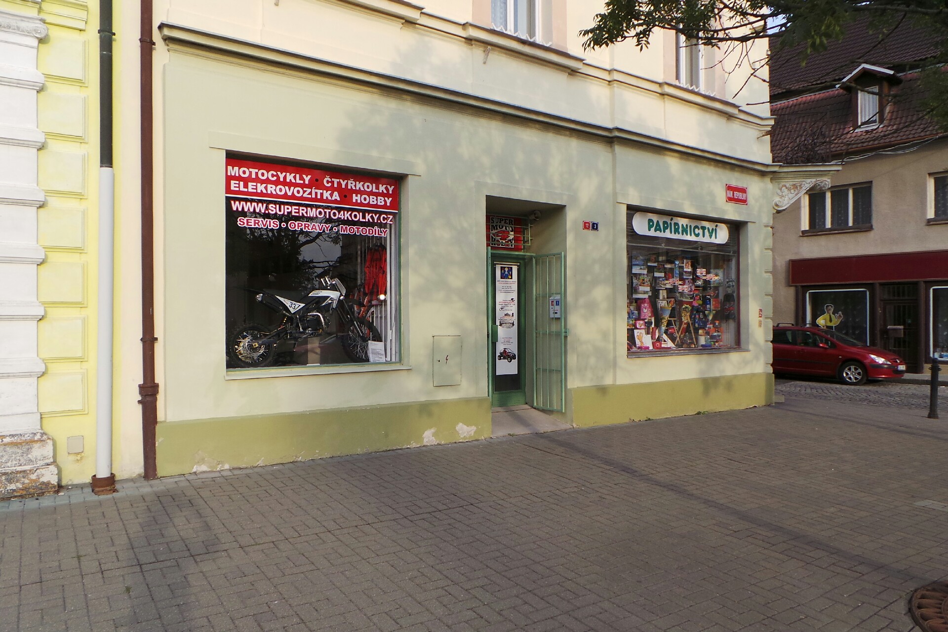 Velkoobchod u náměstí