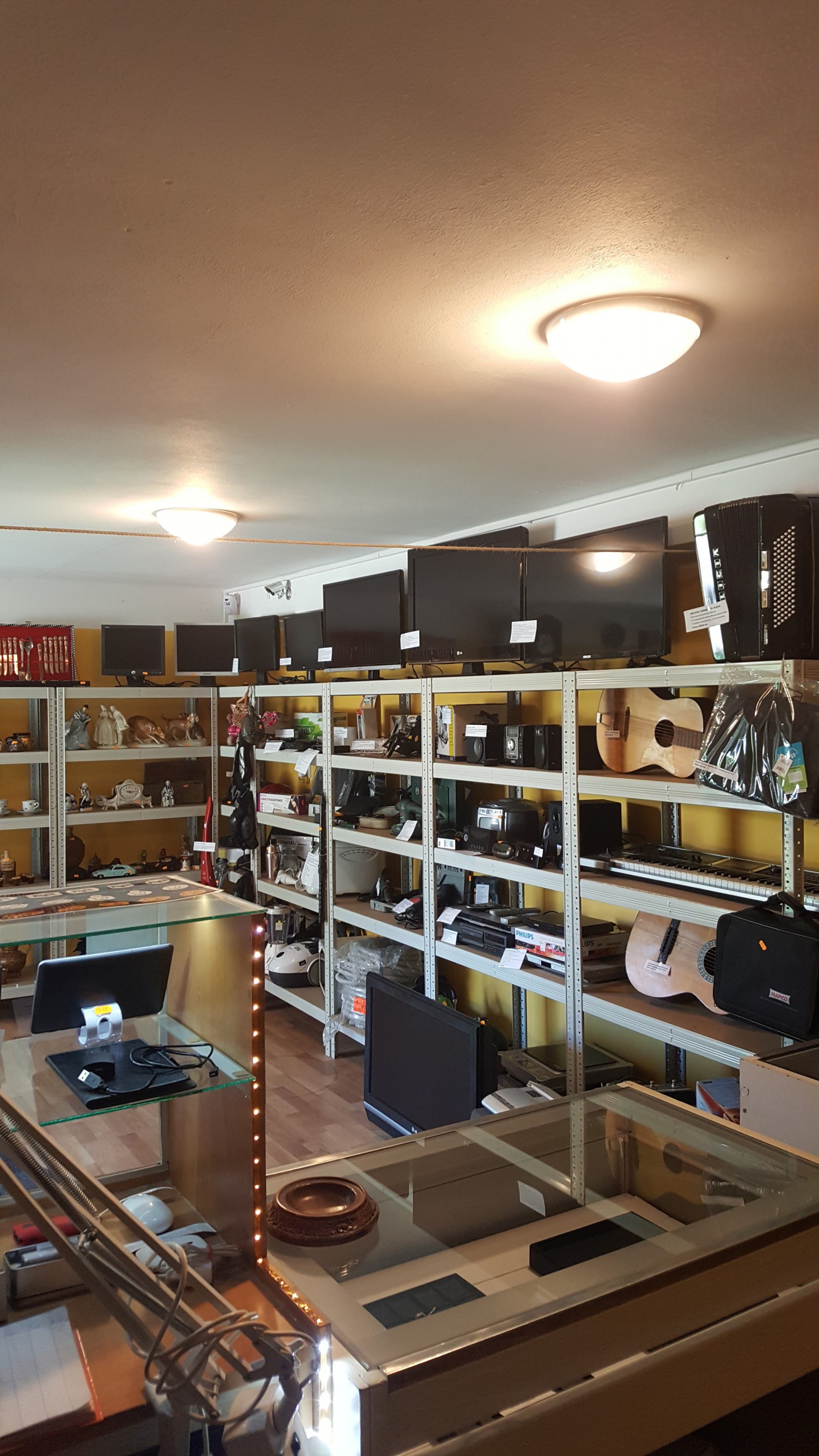 Zastavárna Bazar foto 3