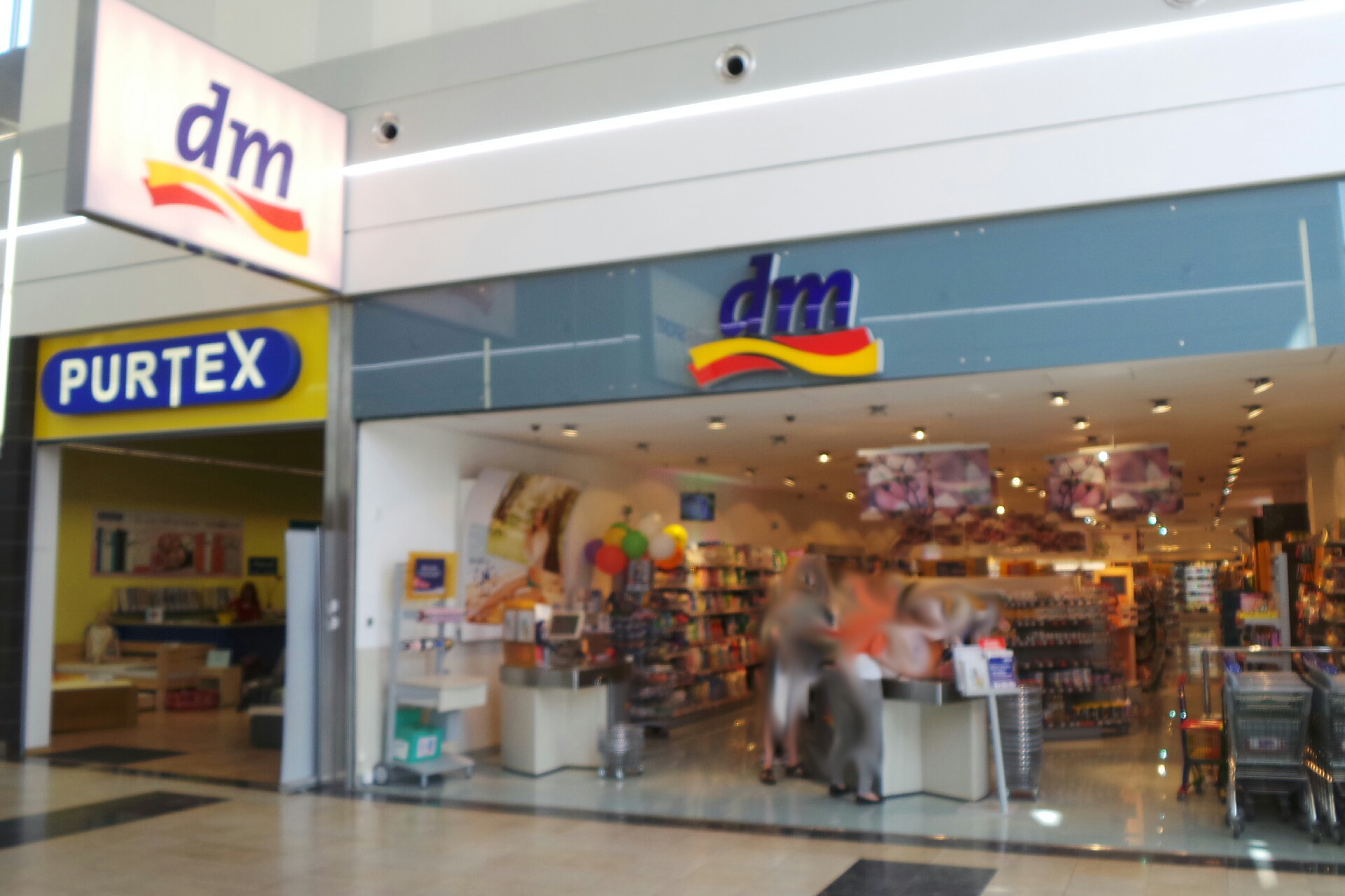 dm drogerie markt s.r.o.