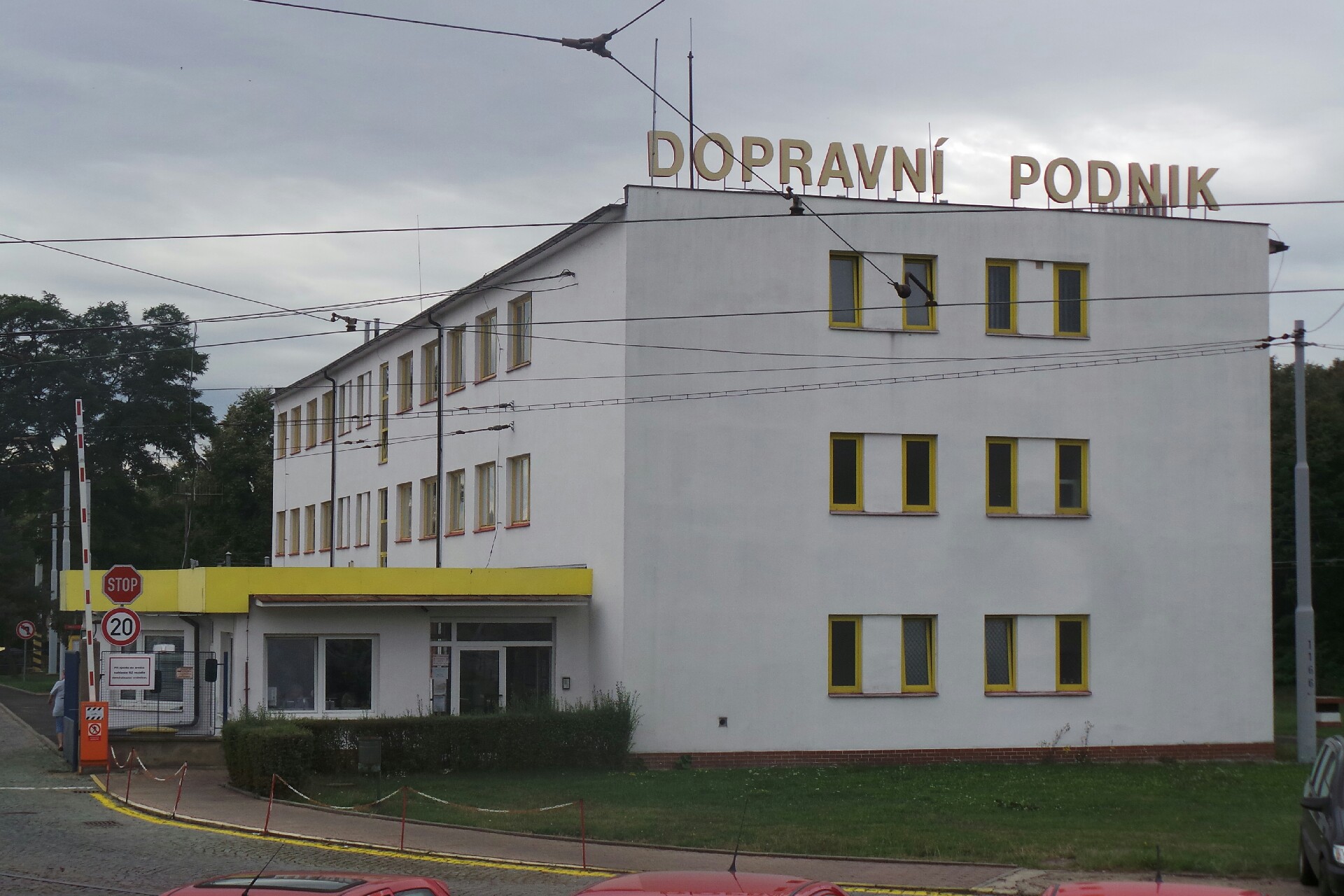 Autoškola - DOPRAVNÍ PODNIK měst Mostu a Litvínova, a.s.