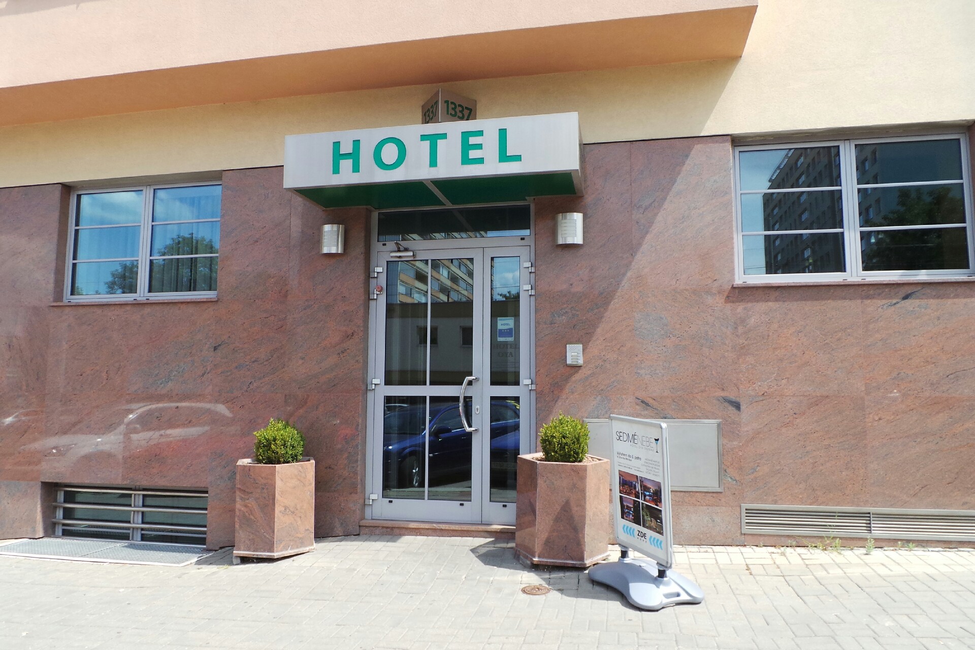 Hotel Oya