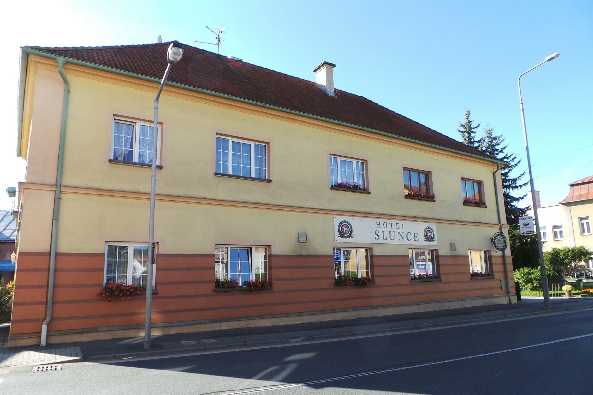 HOTEL SLUNCE Chodová Planá, spol. s r.o.