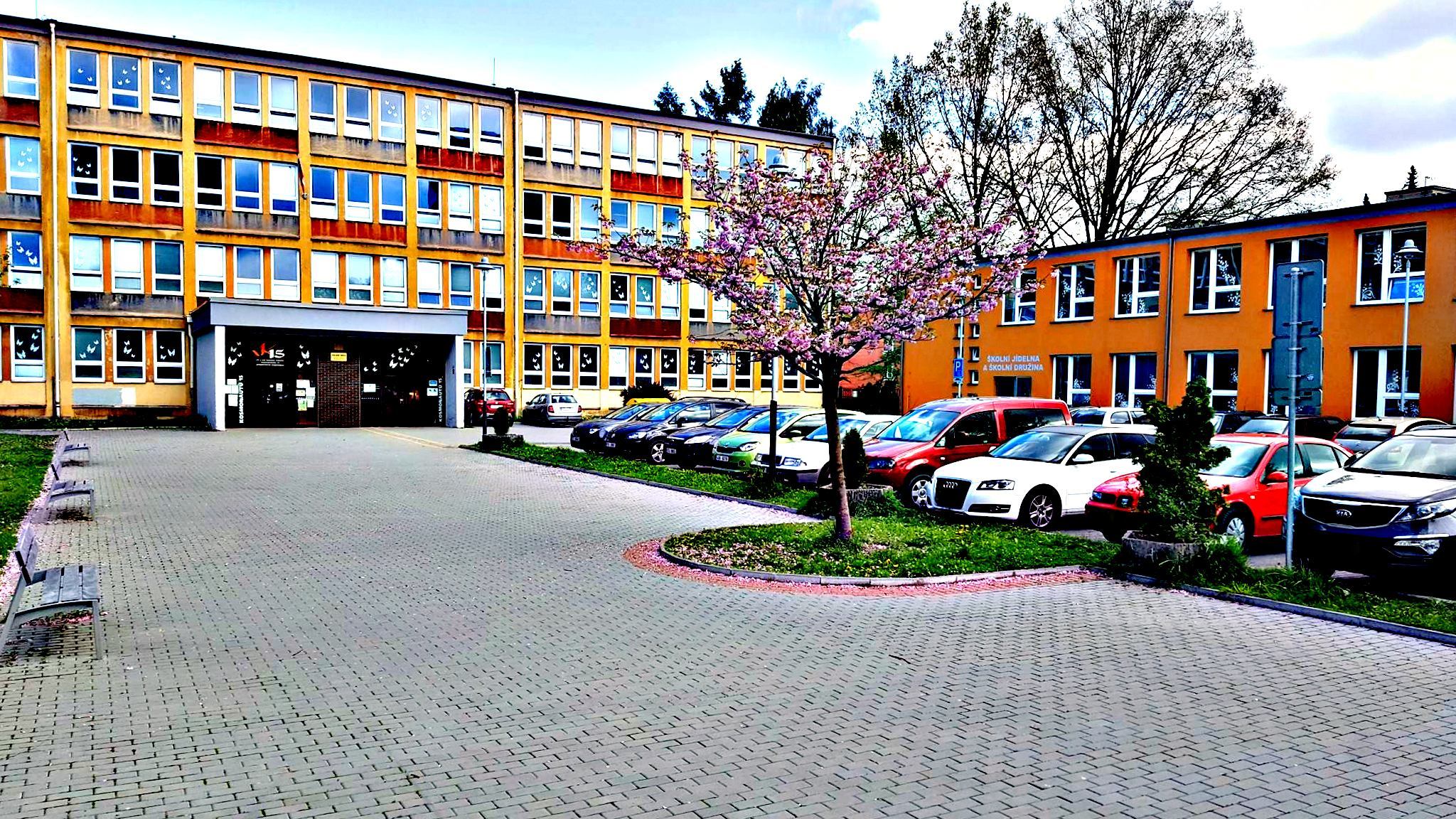 ZŠ a MŠ Ostrava-Zábřeh, Kosmonautů foto 2