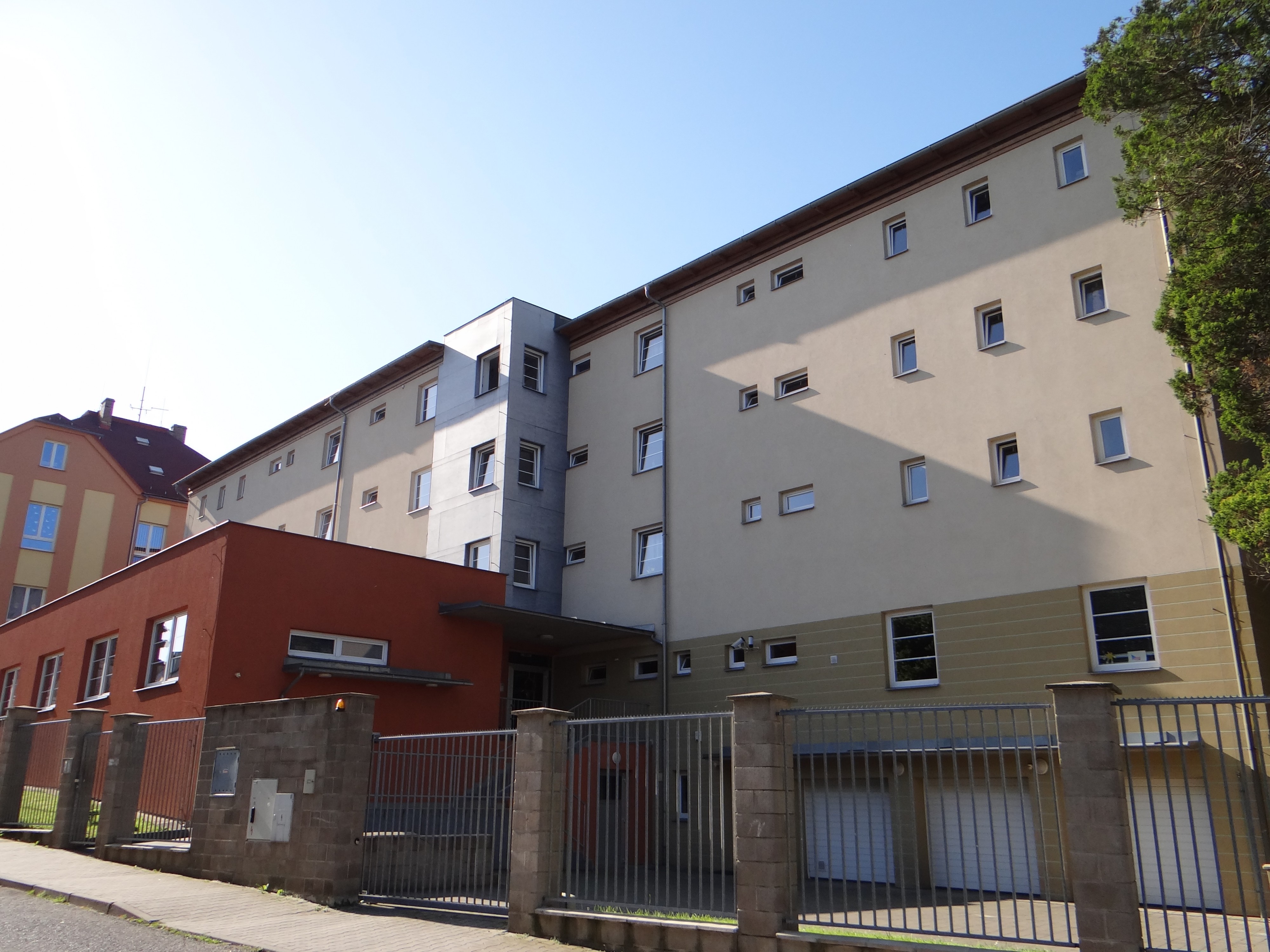 Dětský domov se školou, ZŠ a středisko výchovné péče Jiříkov foto 5