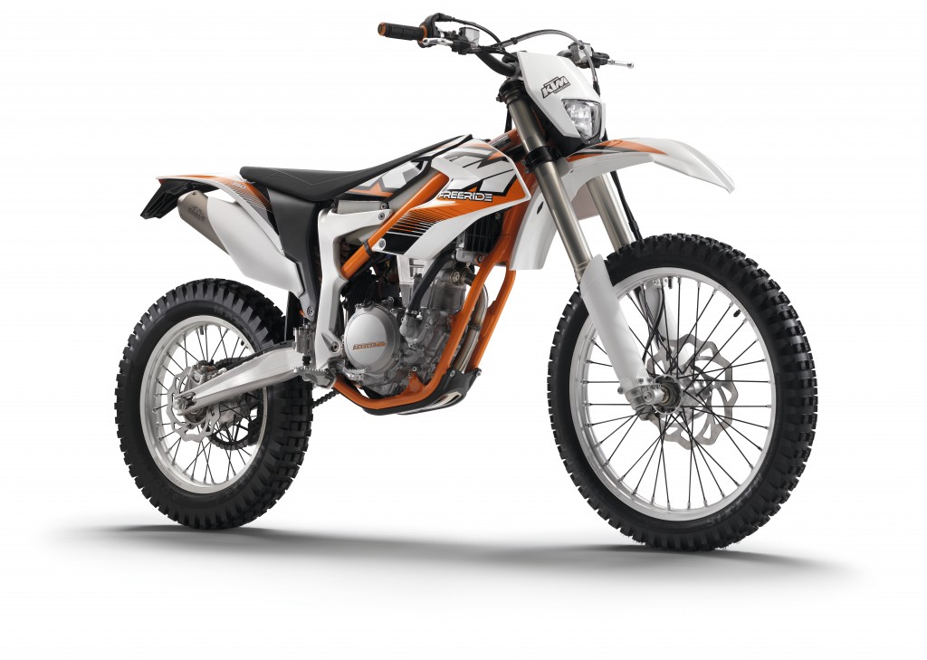 KTM AUTONOVA BRNO foto 2