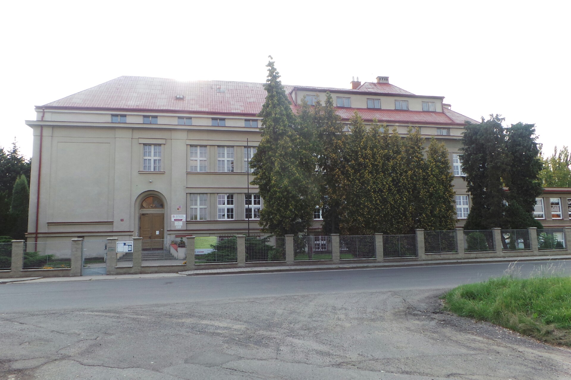 Vyšší odborná škola a Střední odborná škola, Březnice - Školní jídelna