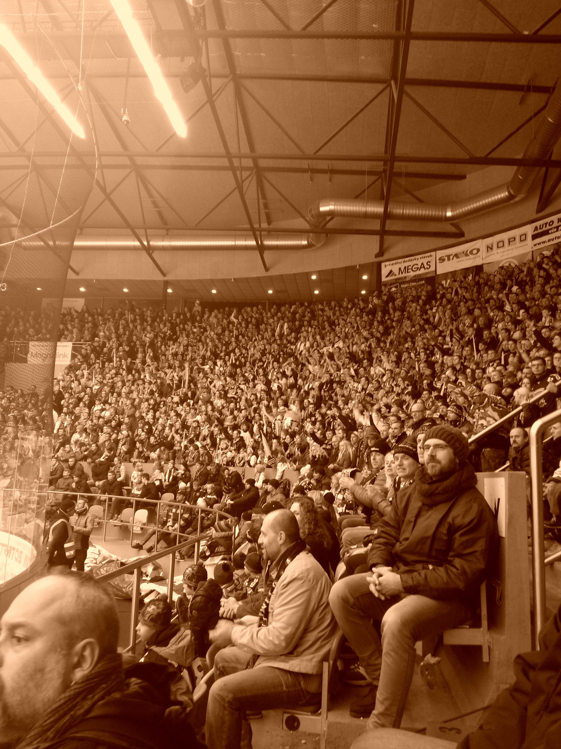 Zimní stadion Hradec Králové (ČPP Arena) foto 5