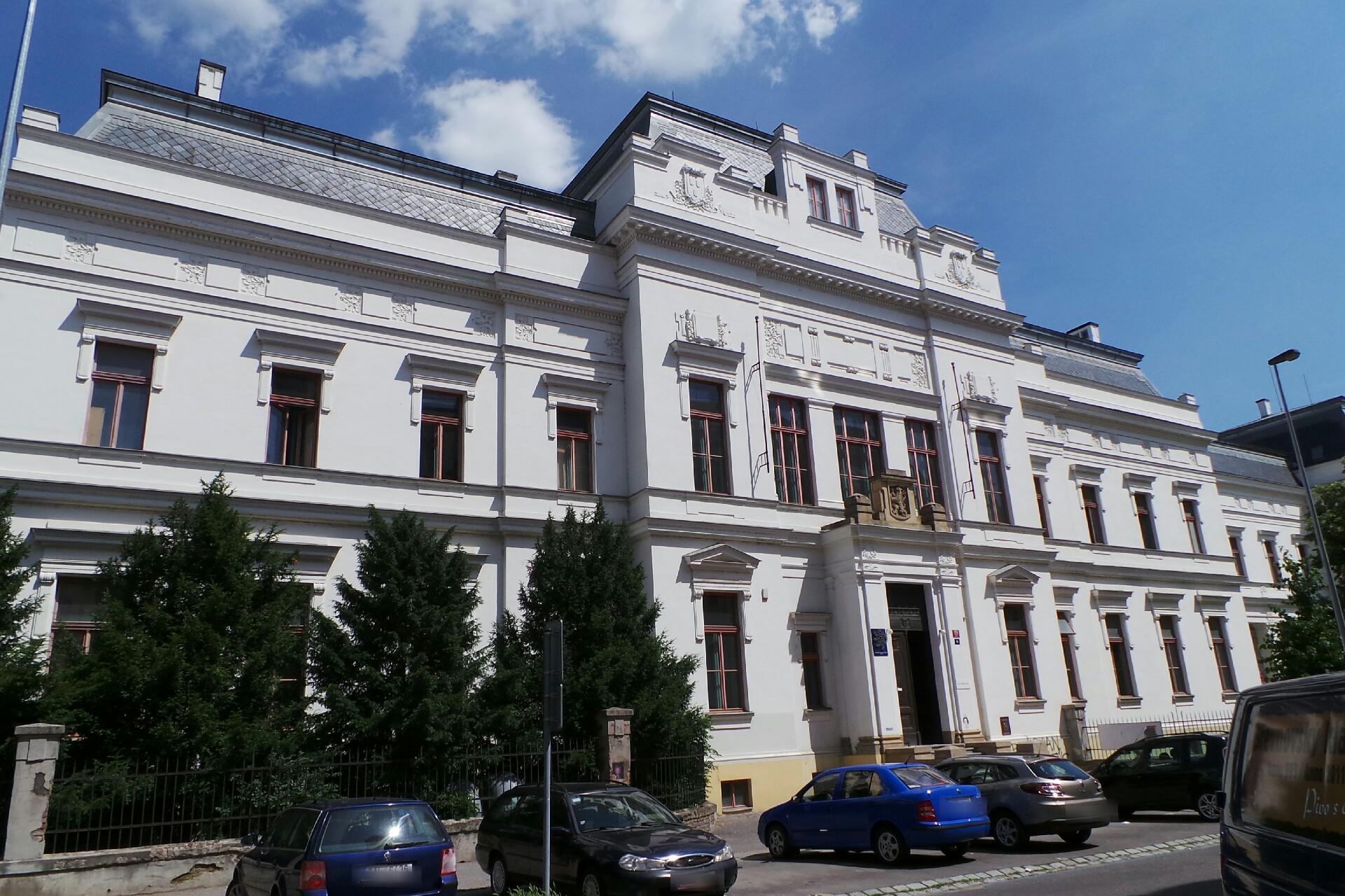 Dílny Akademie výtvarných umění v Praze foto 2