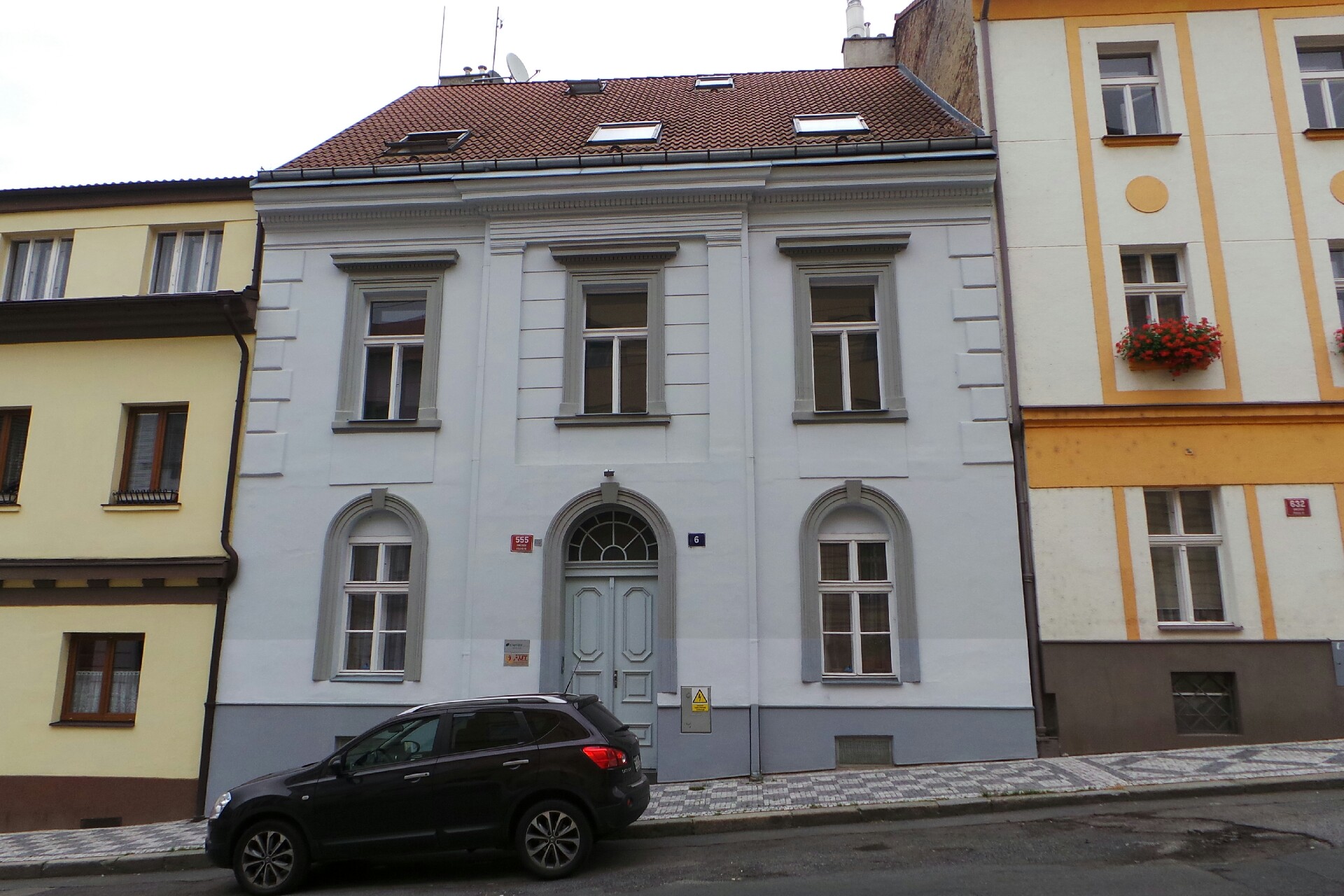 UNIVES, spol. s r.o.