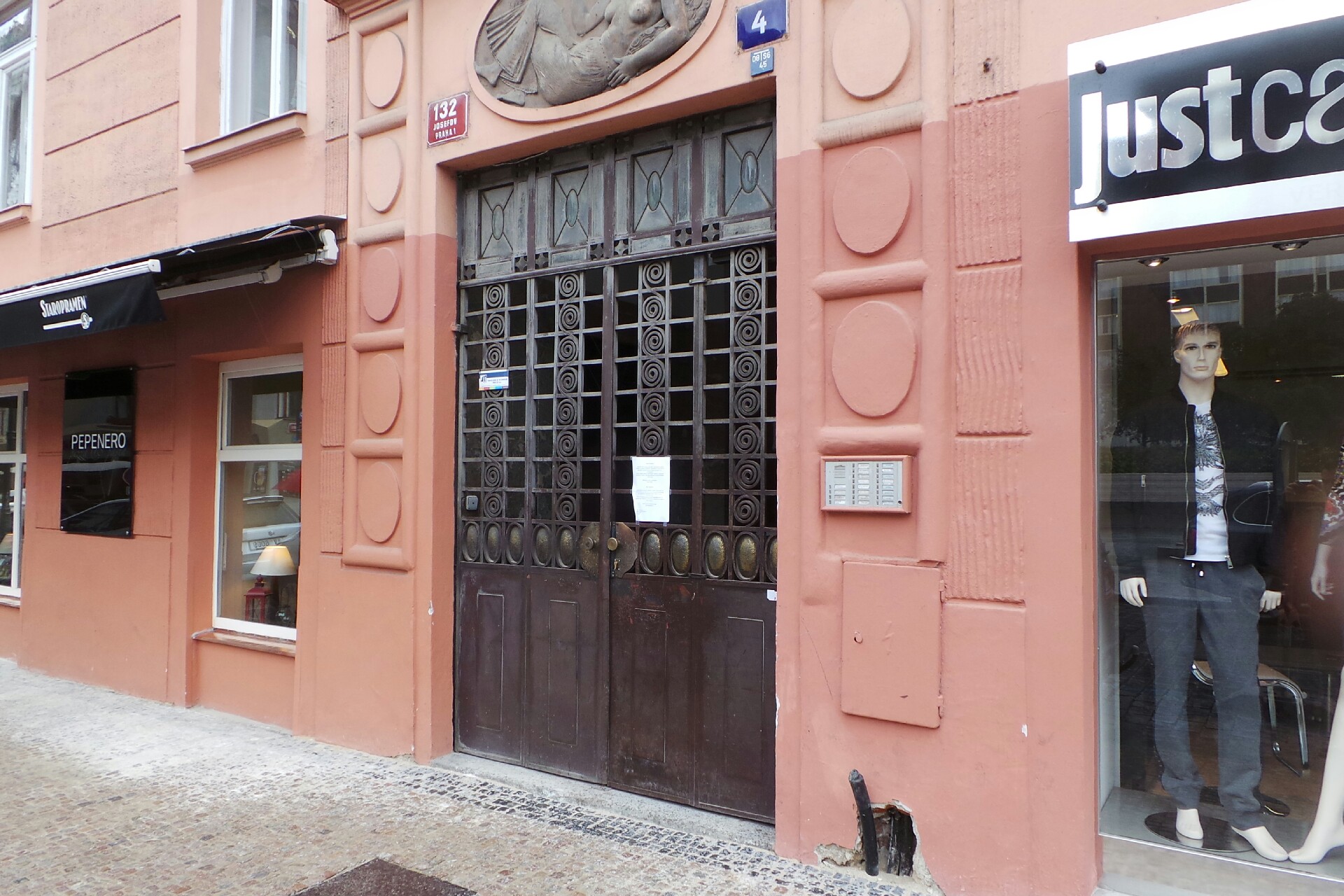 Mgr. Jan Novotný, advokát