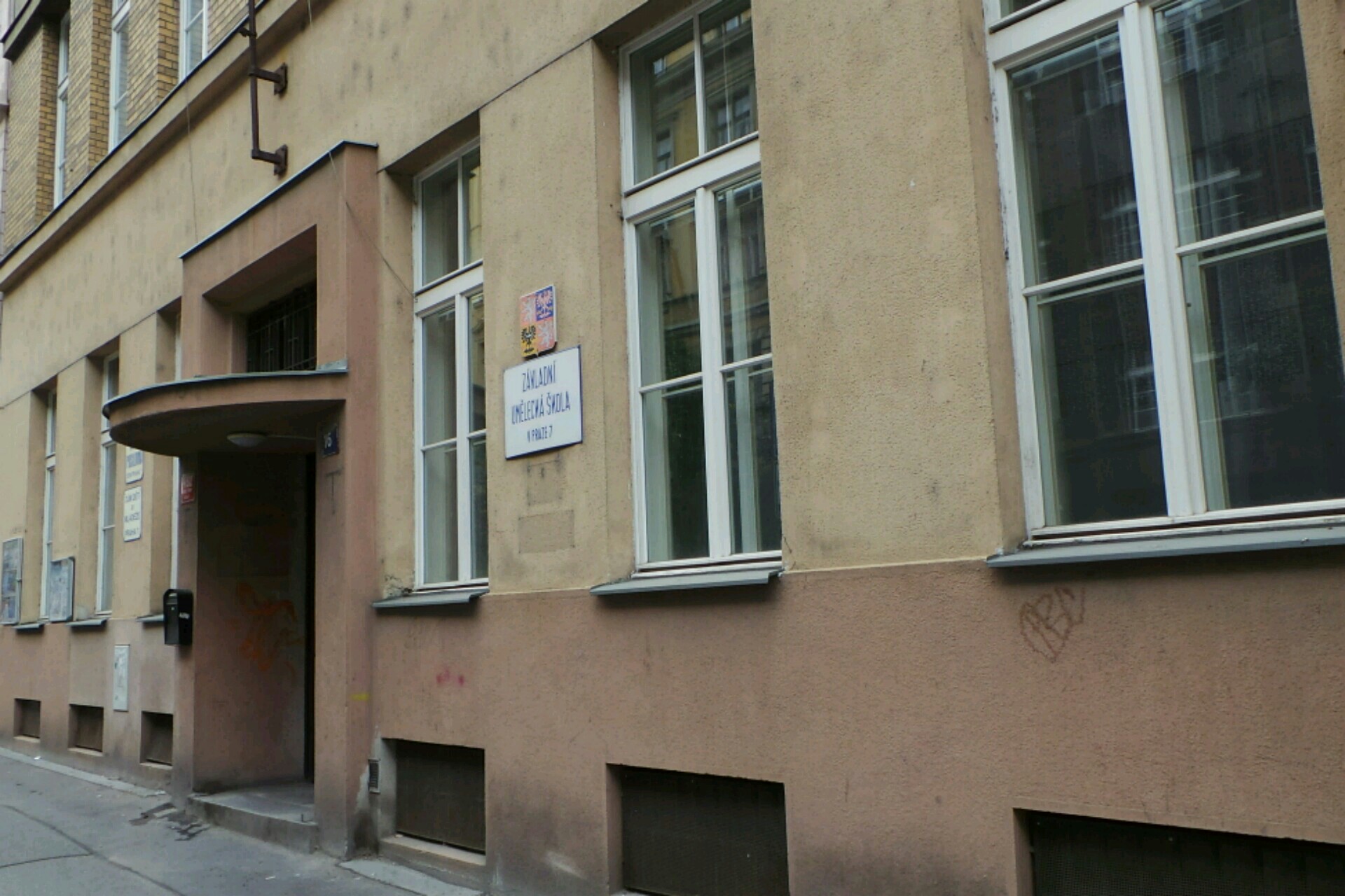 ZUŠ Praha 7, Šimáčkova