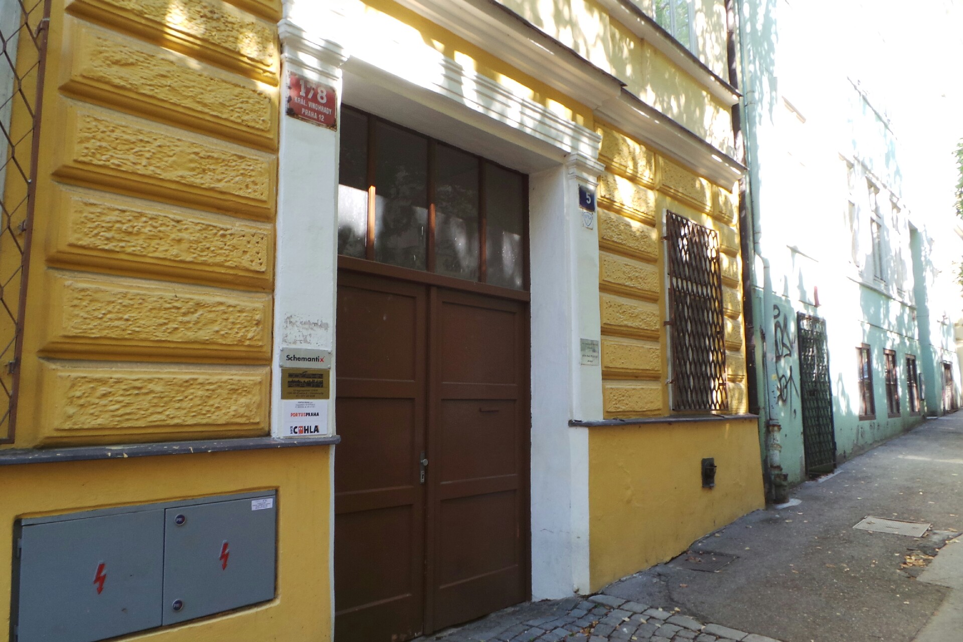 Dolphin reality, s.r.o.