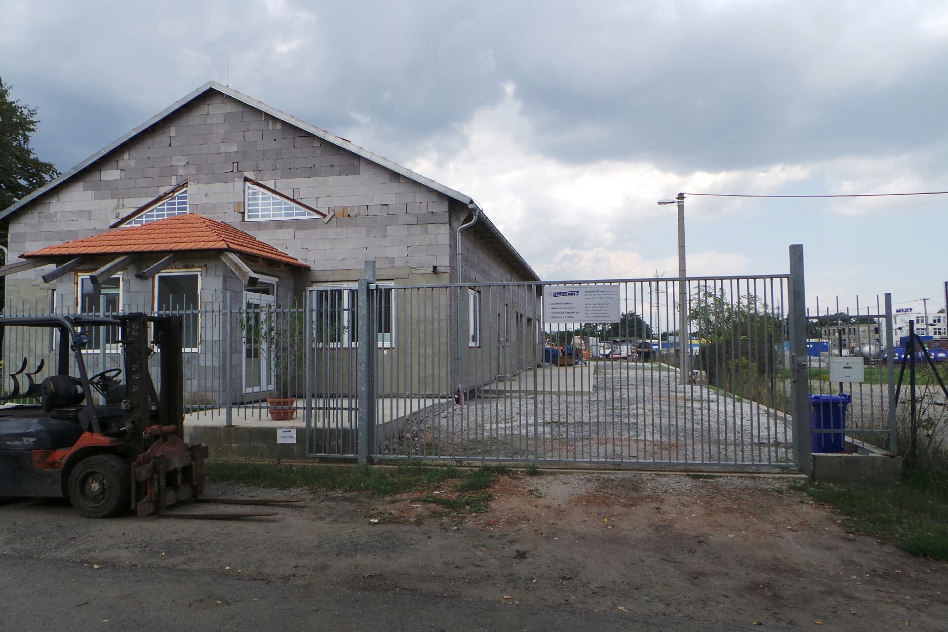 VELINVESTIK, spol. s r.o.