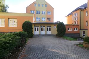 Praktické a speciální základní školy Ostrov • Firmy.cz