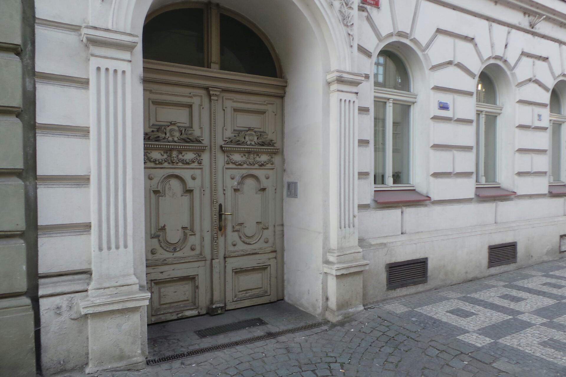 JUDr. Jana Hrstková, Ph.D., LL. M, advokátka foto 1