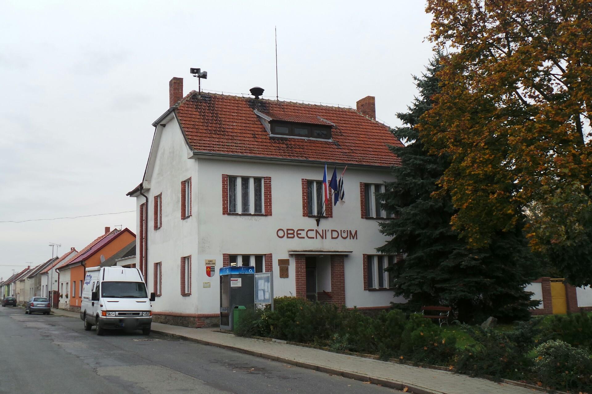Dobřichov - obecní úřad