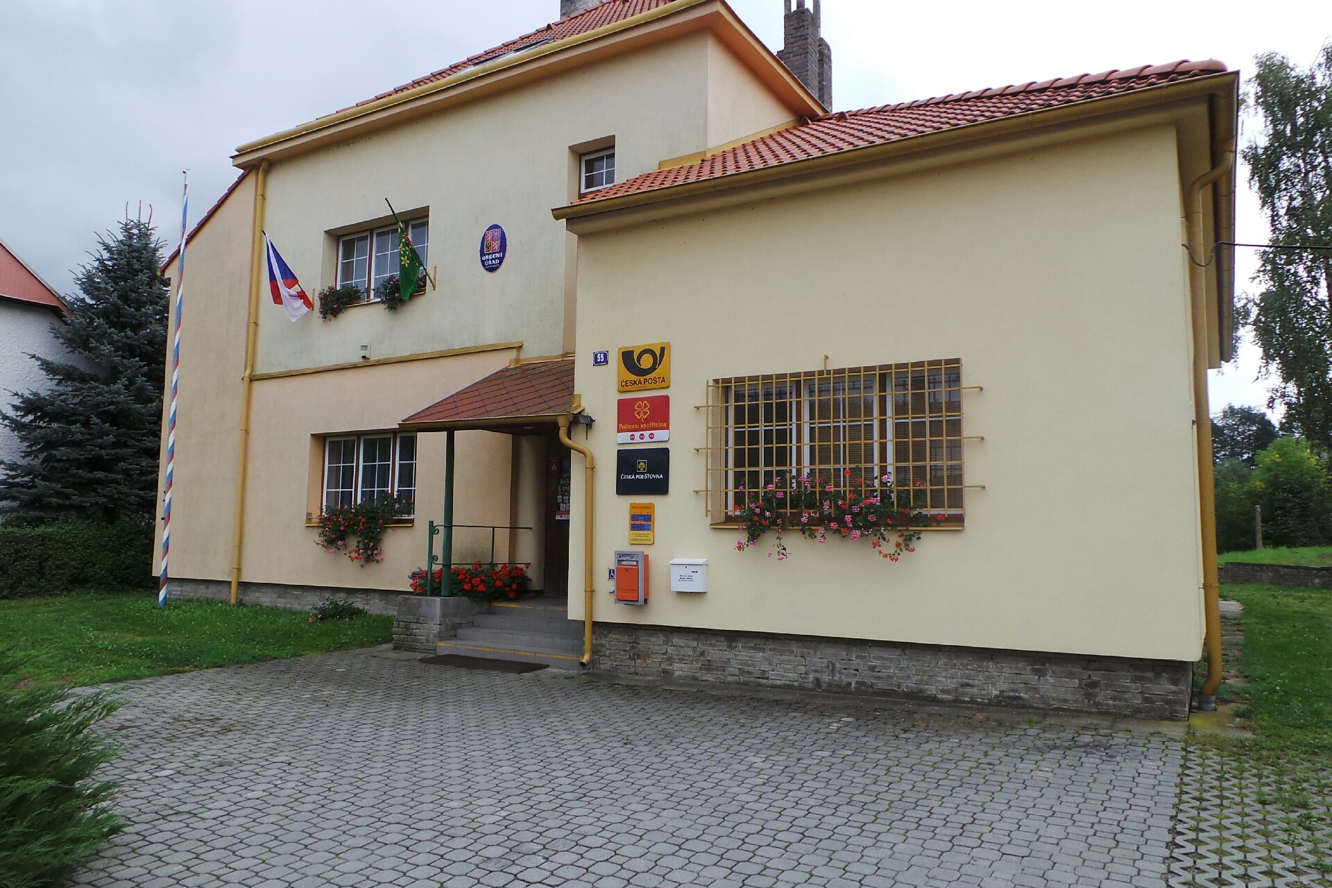 Dolní Hbity - obecní úřad