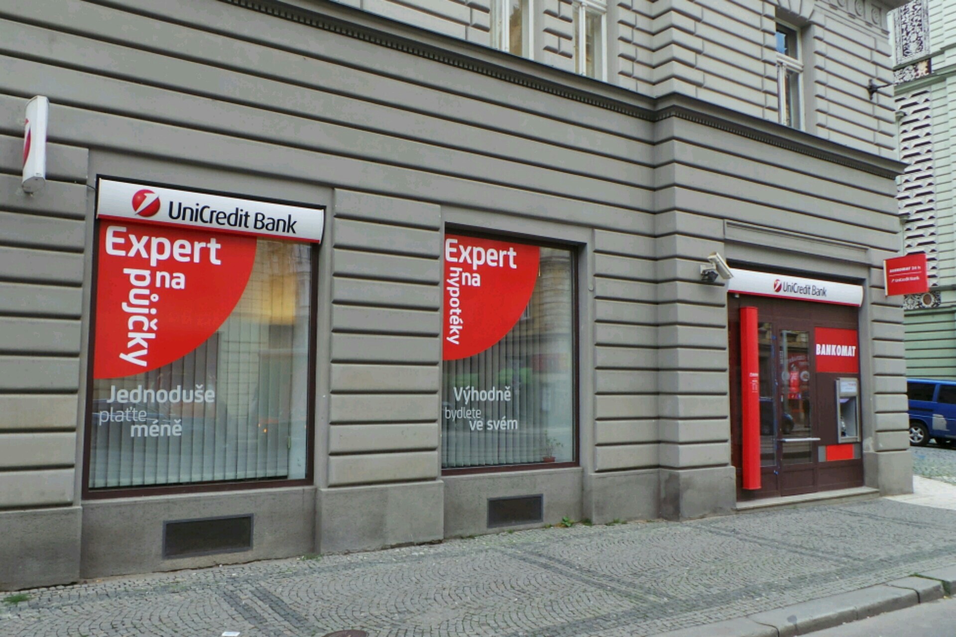 Bankomat UniCredit Bank Czech Republic