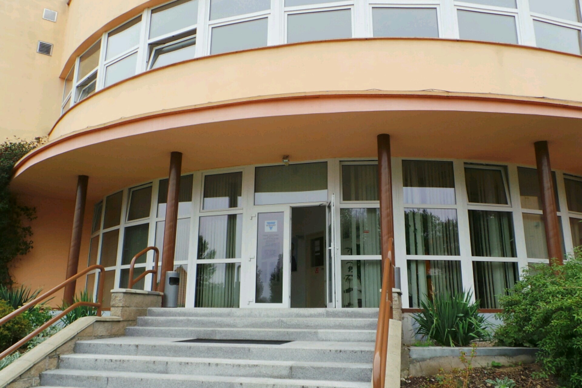 VISHAY ELECTRONIC, spol. s r.o.