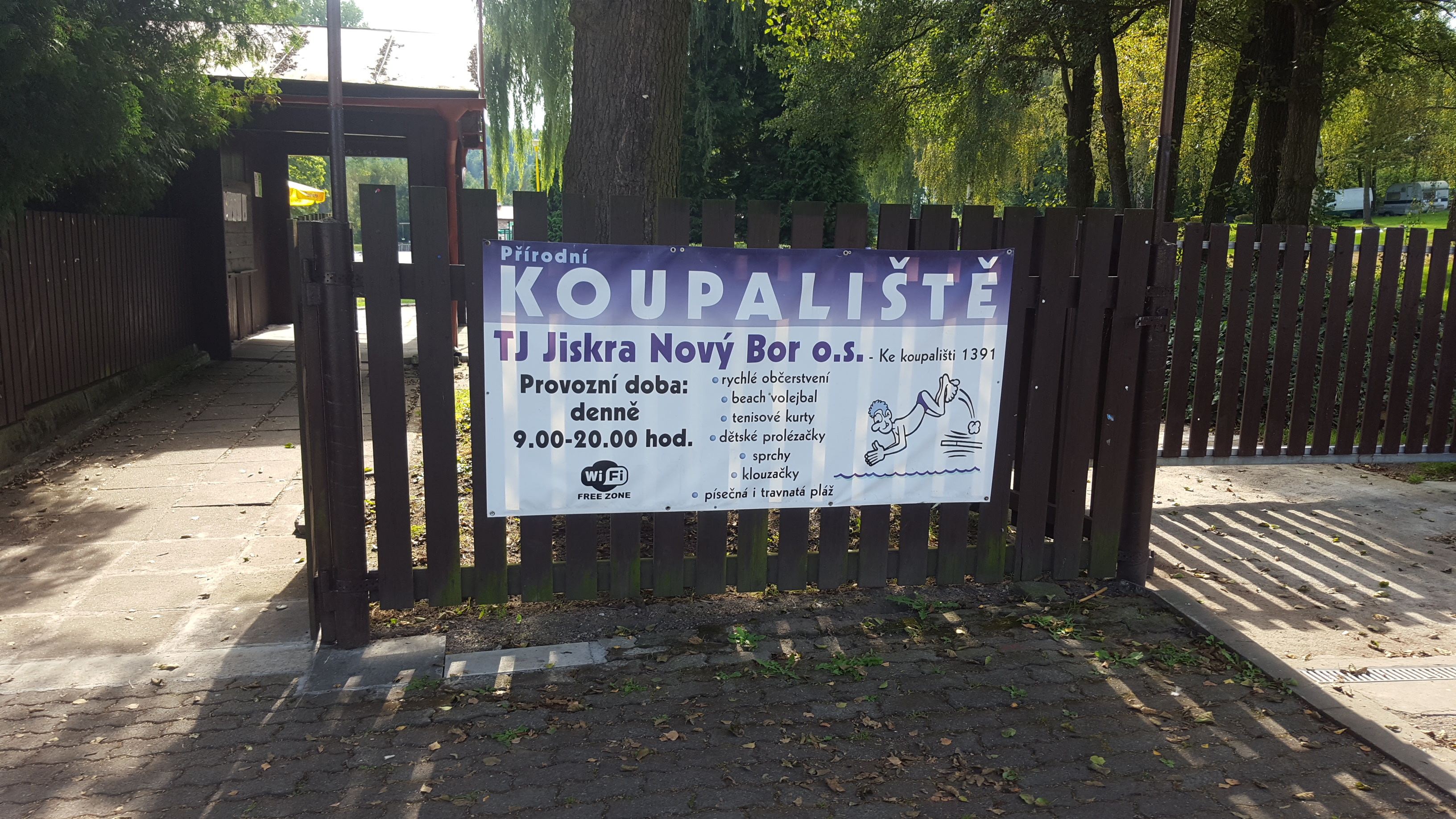 Koupaliště Nový Bor foto 2