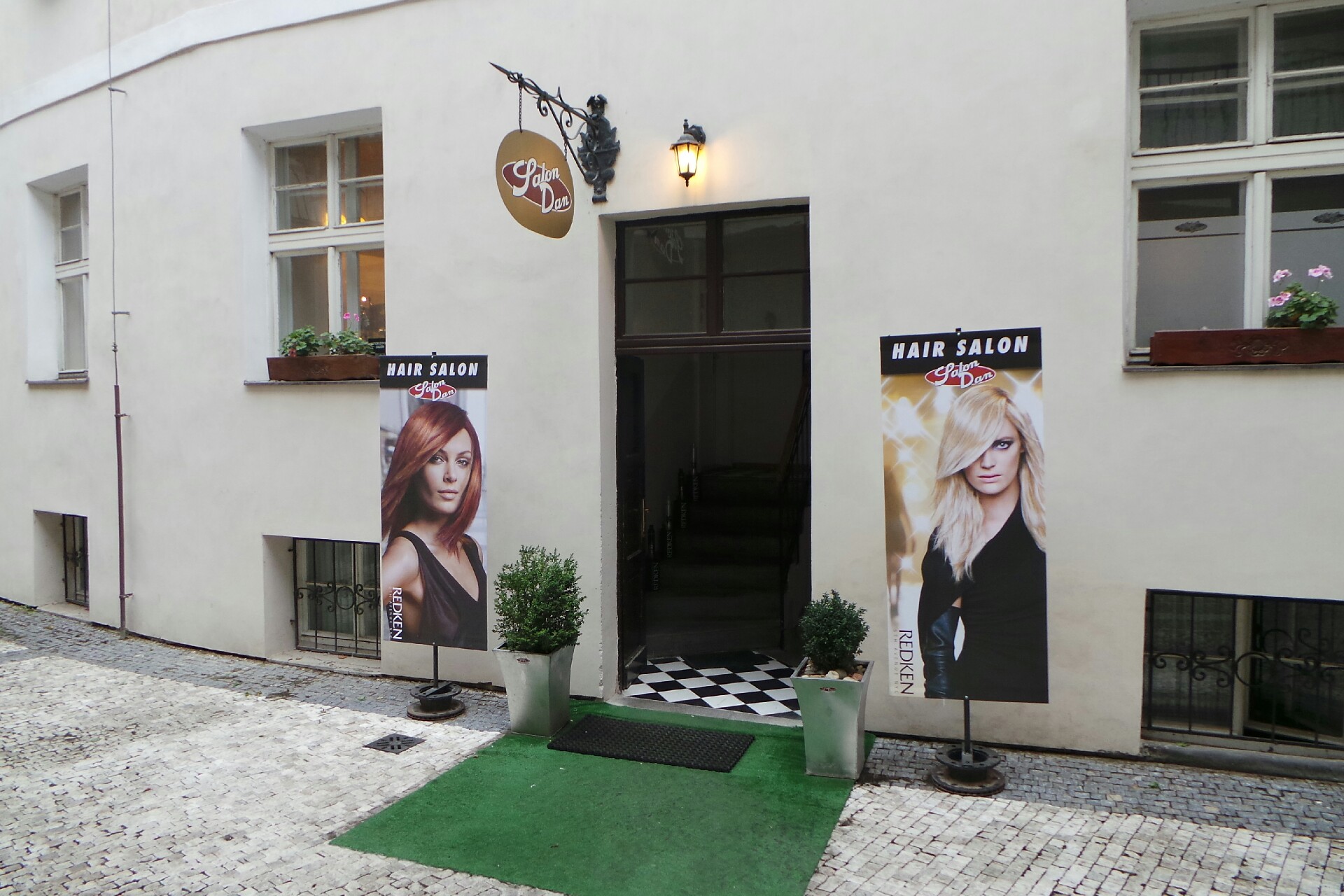 Kadeřnický Salon Dan - hairstylist foto 1