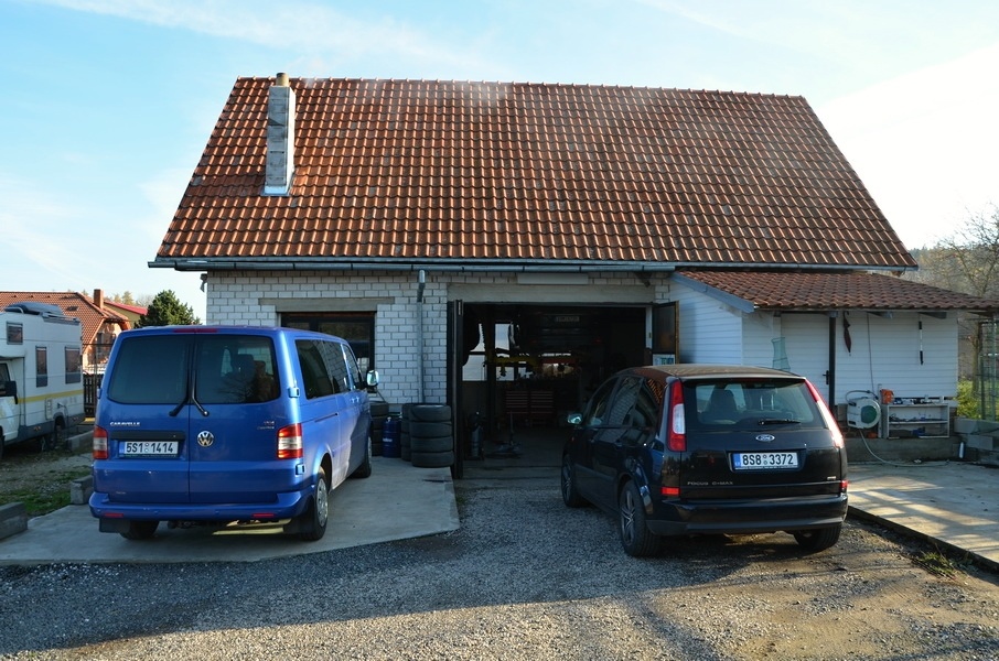 Autoservis Velechovský