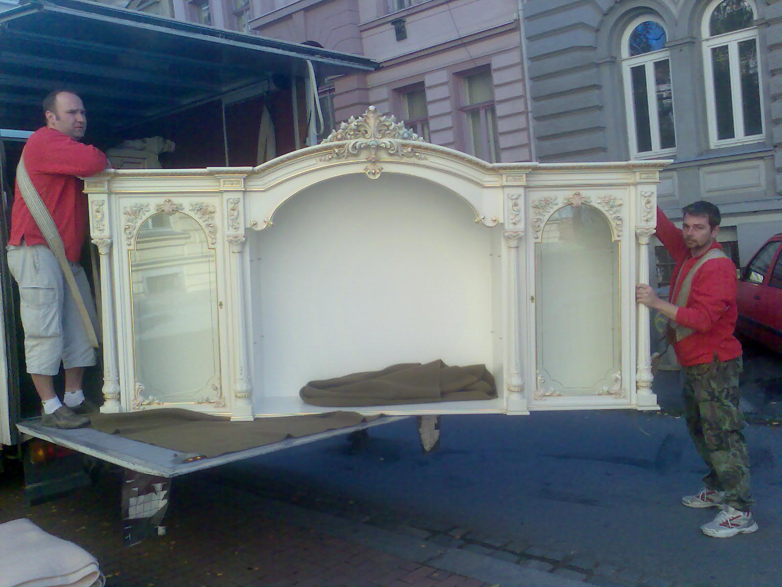 FOFR stěhovací služba foto 3