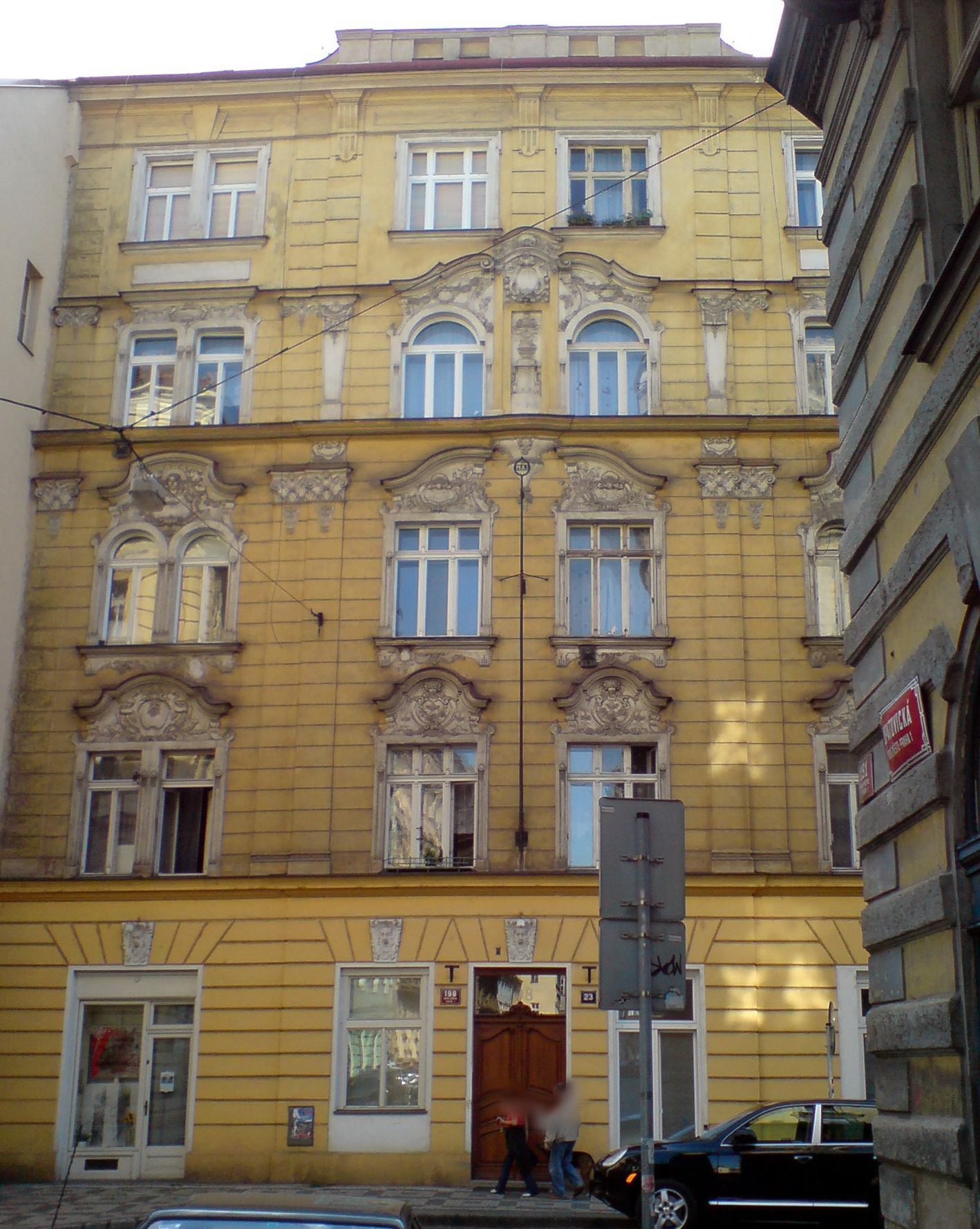 Družstvo Pštrossova 23 foto 2