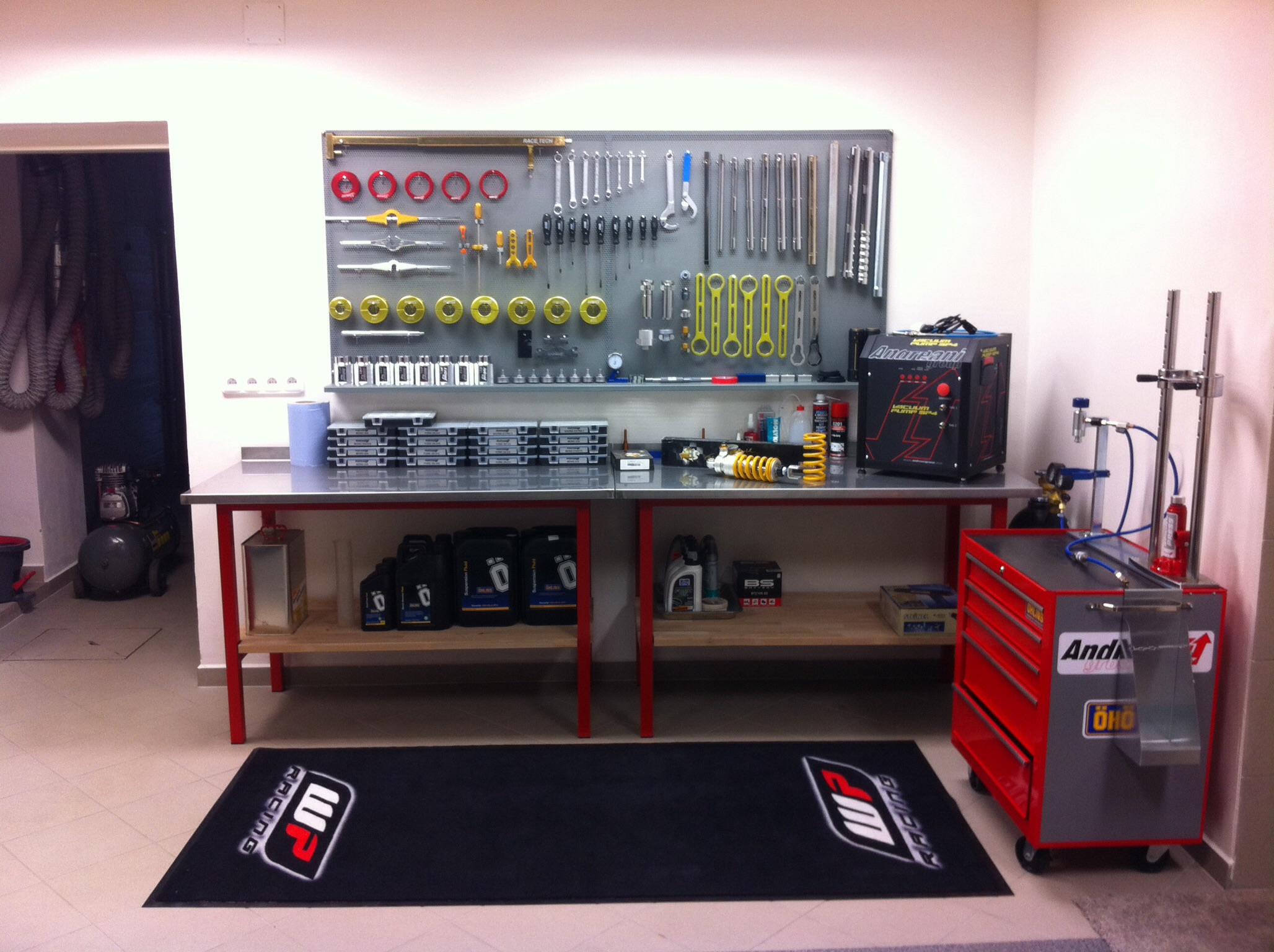 VANGELAS Racing foto 2