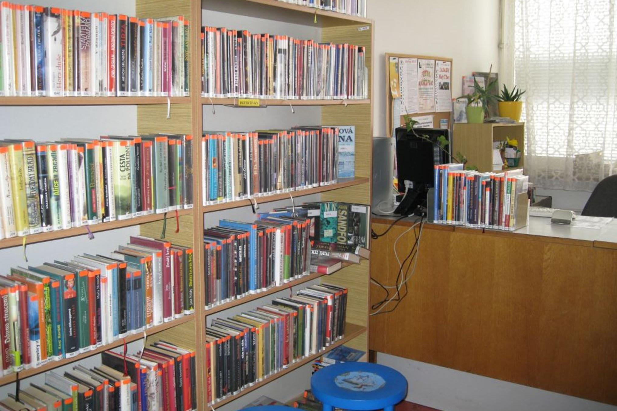 Knihovna města Plzně - Bílá Hora foto 2