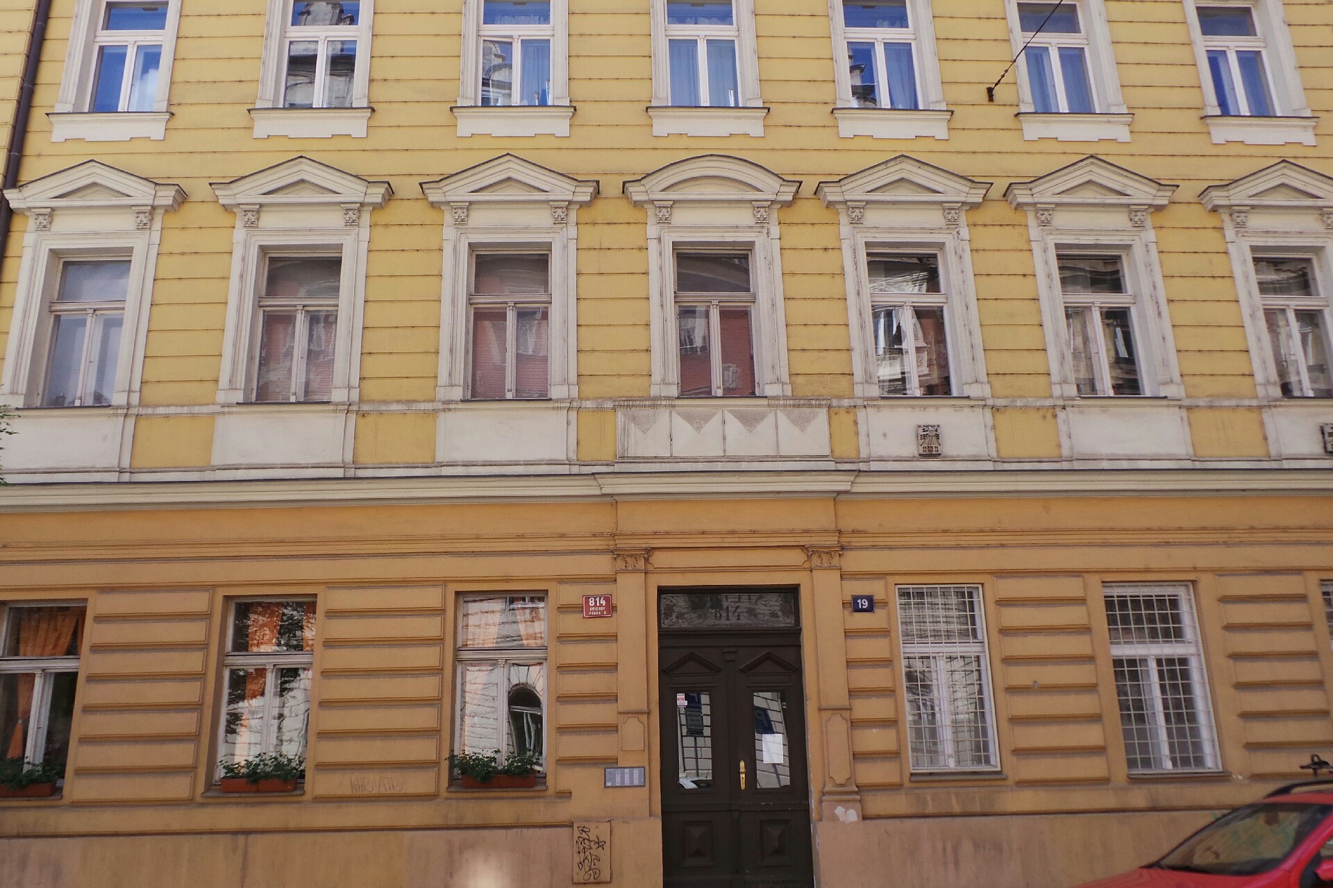 JUDr. Marie Vondráčková, AK - Vondracek & Partner foto 2