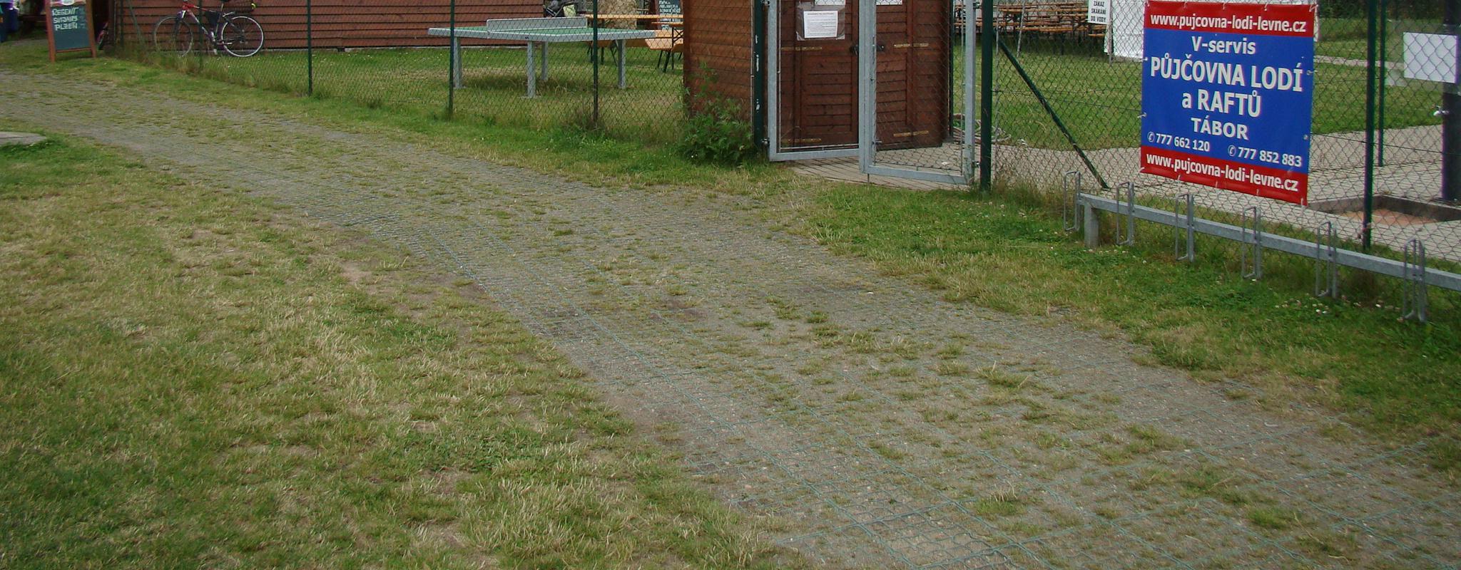 Půjčovna lodí a raftů V-servis