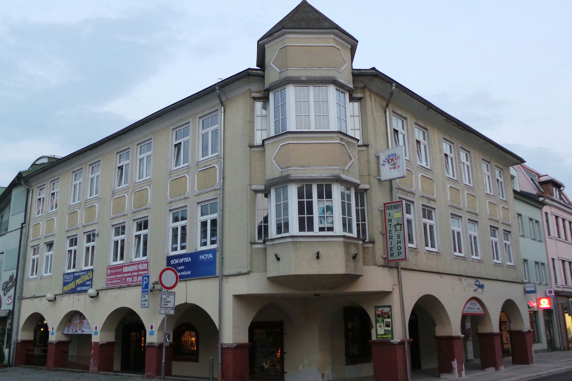 JUDr. Renata Cónová