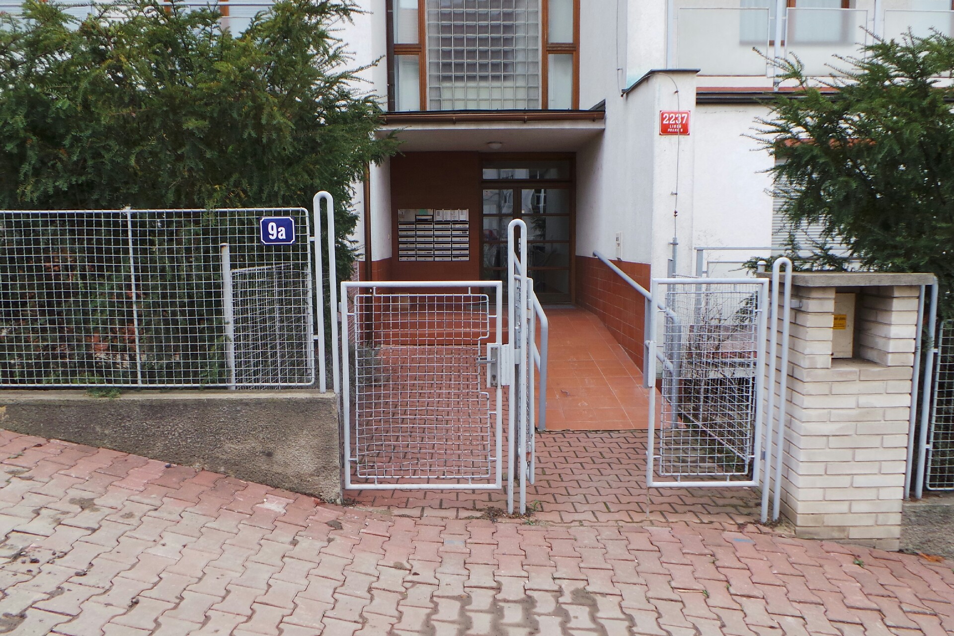 AXET services, s.r.o.