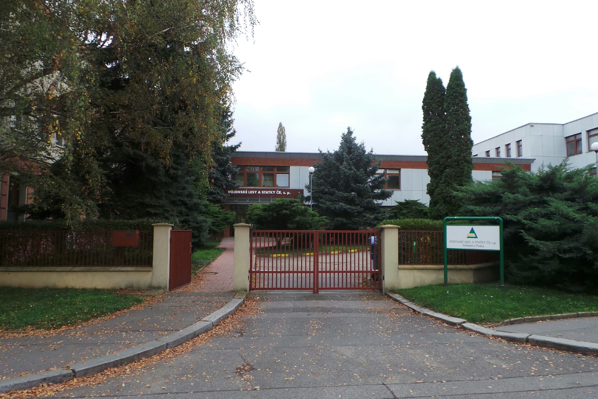 Vojenské lesy a statky ČR - Divize ostrahy a služeb