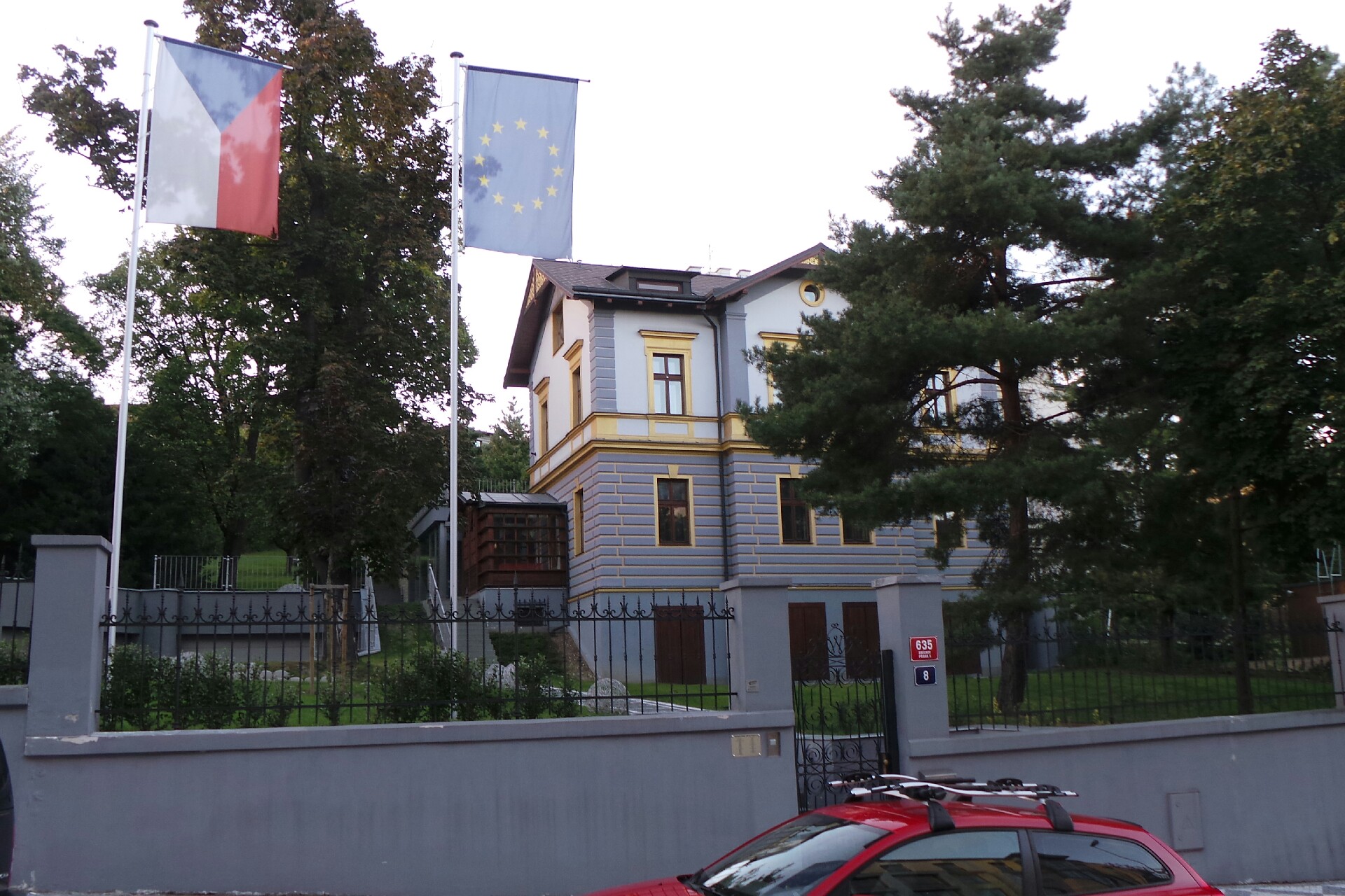 R & R Investment Group, a.s. foto 1