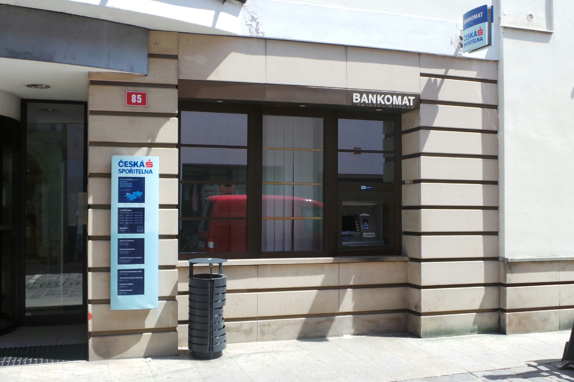 Bankomat České spořitelny