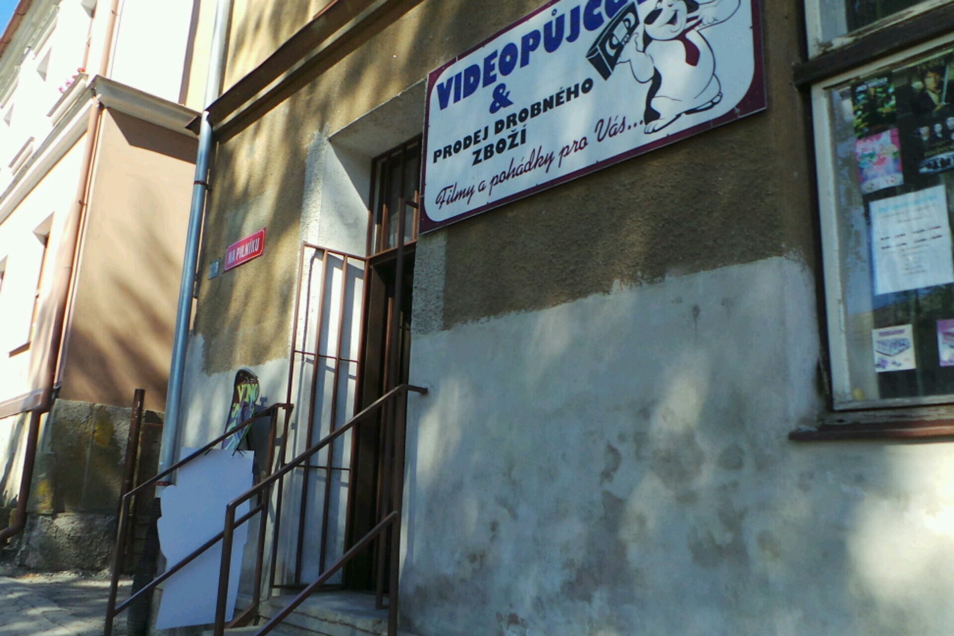 Půjčovna DVD Hamarová