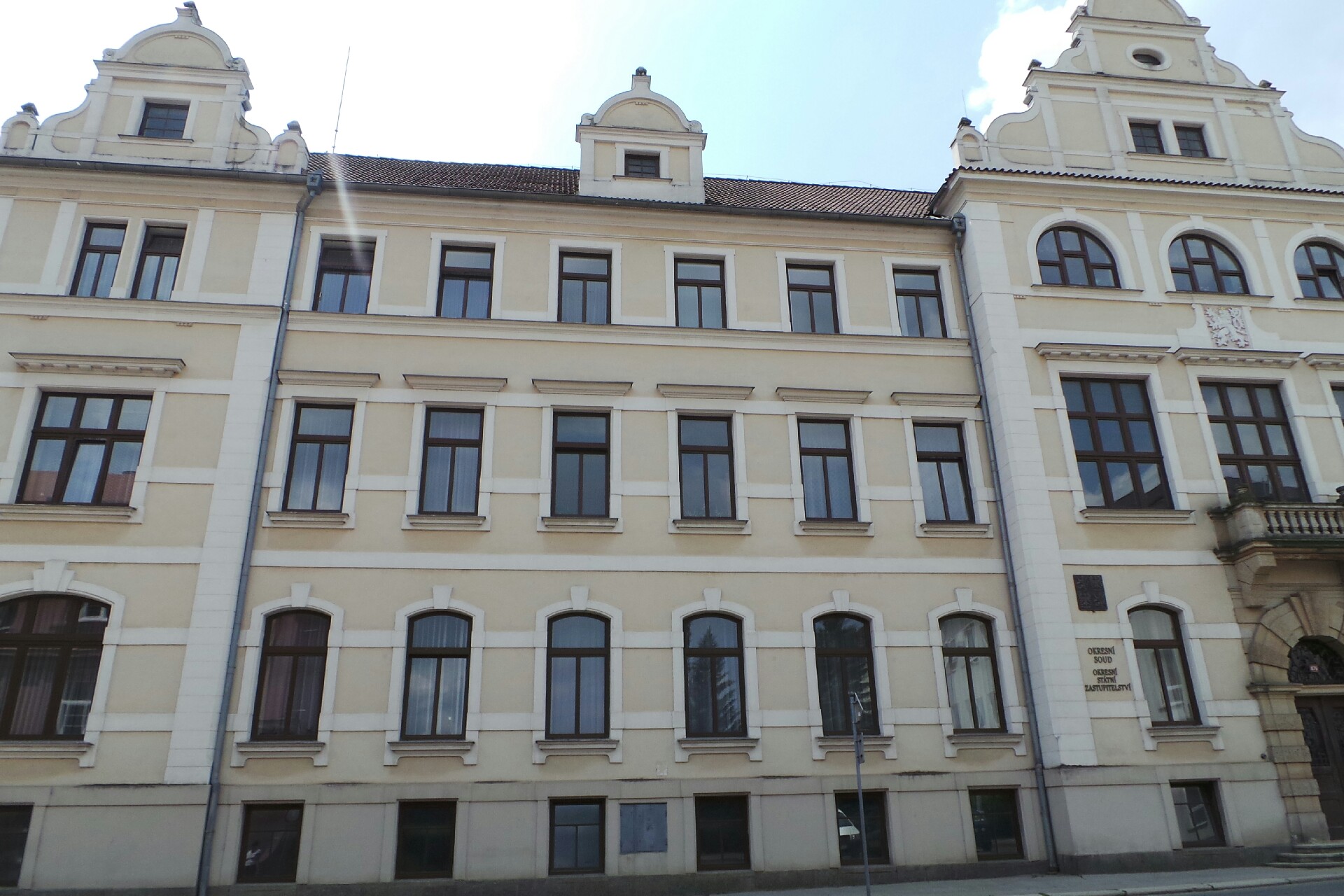 Zach Karel, JUDr., advokát