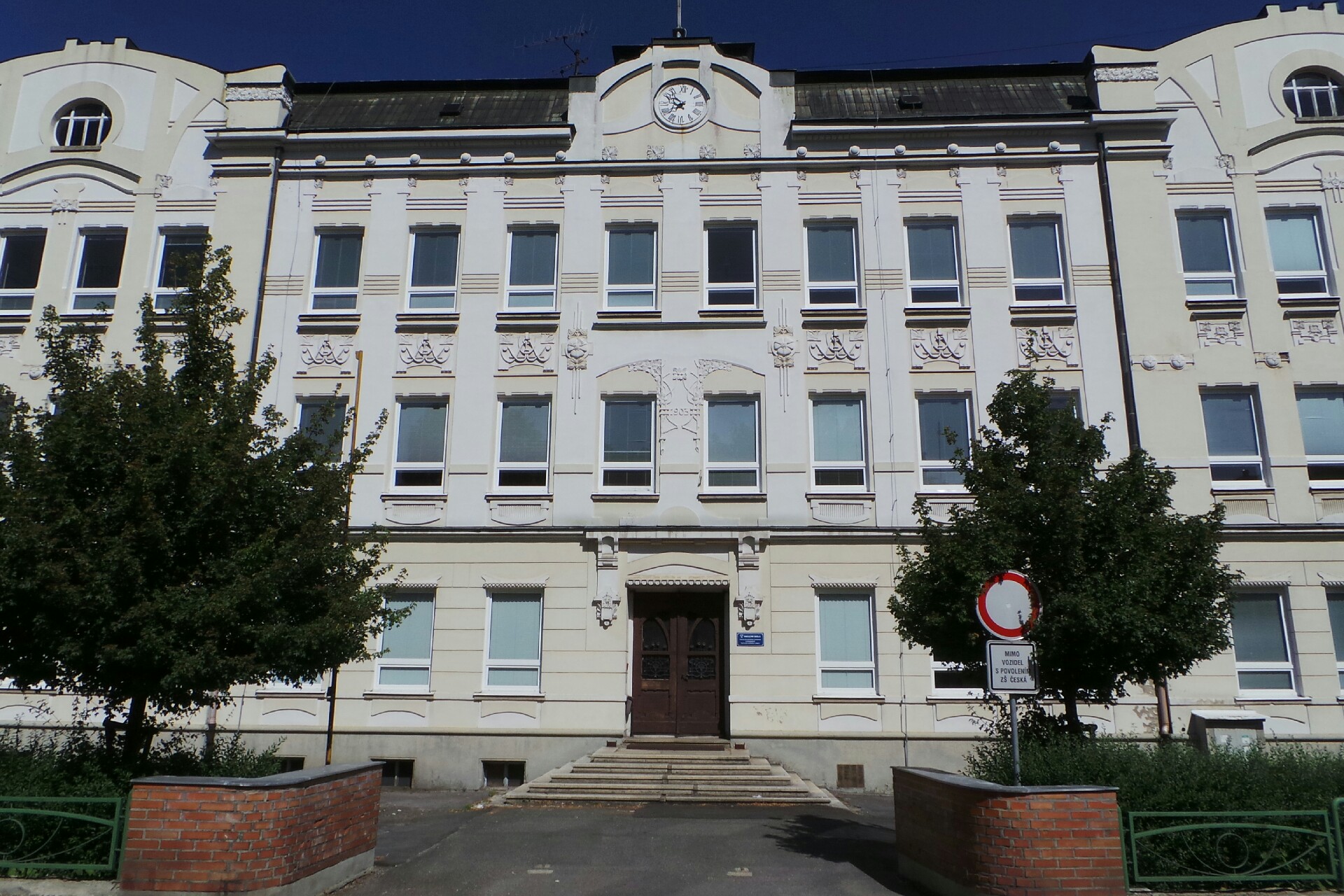 ZŠ Liberec, Česká