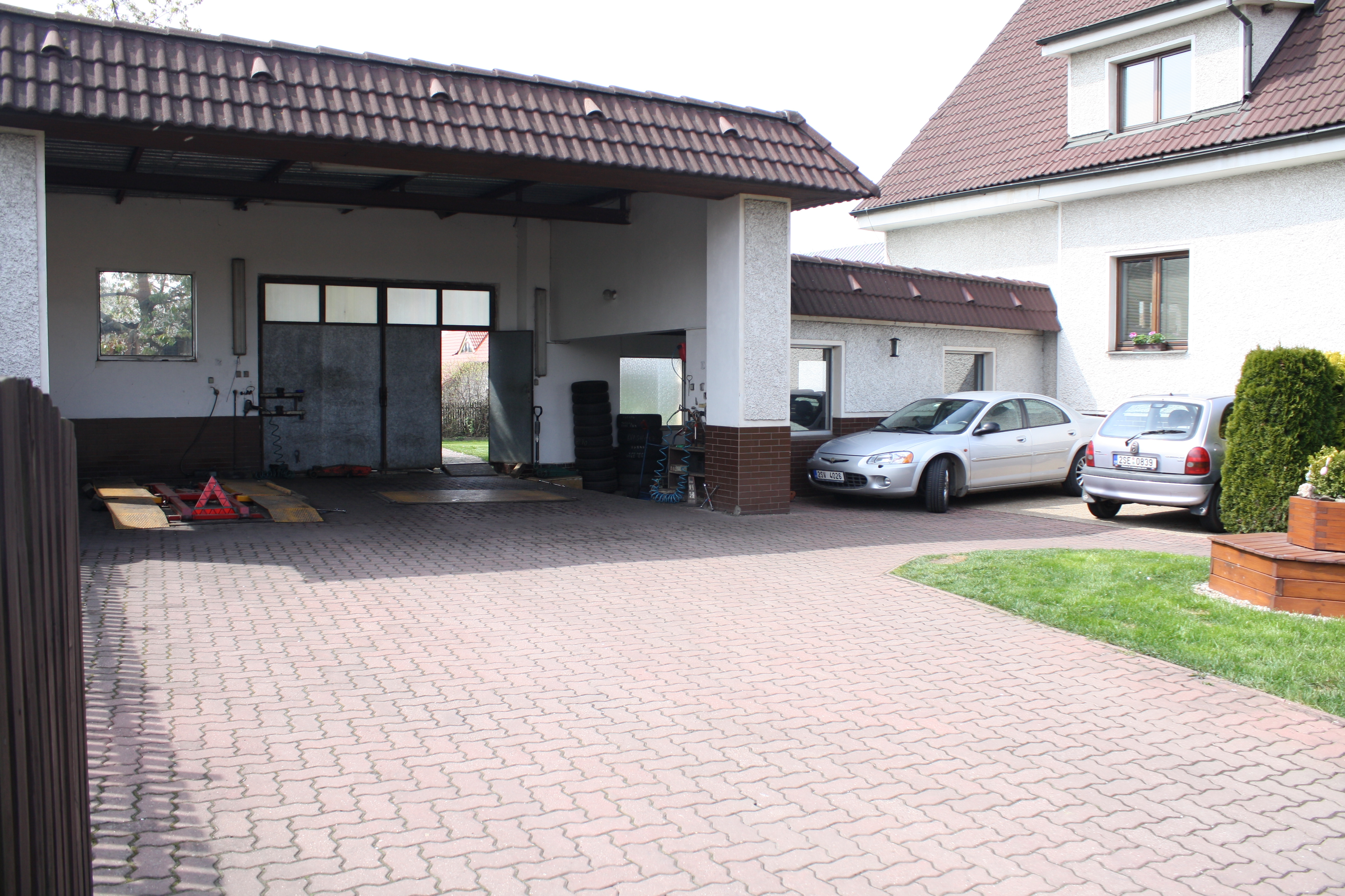 Pneuservis Kabeláč - Malec