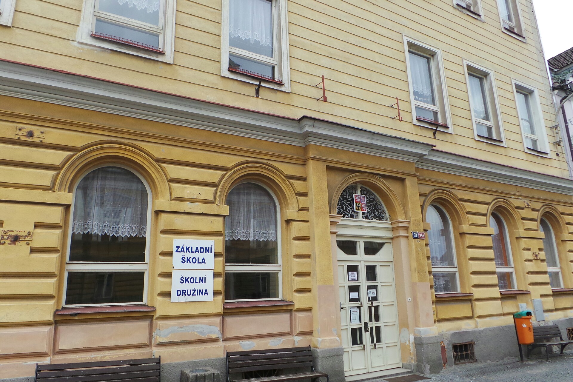 ZŠ Mnichovo Hradiště, Studentská