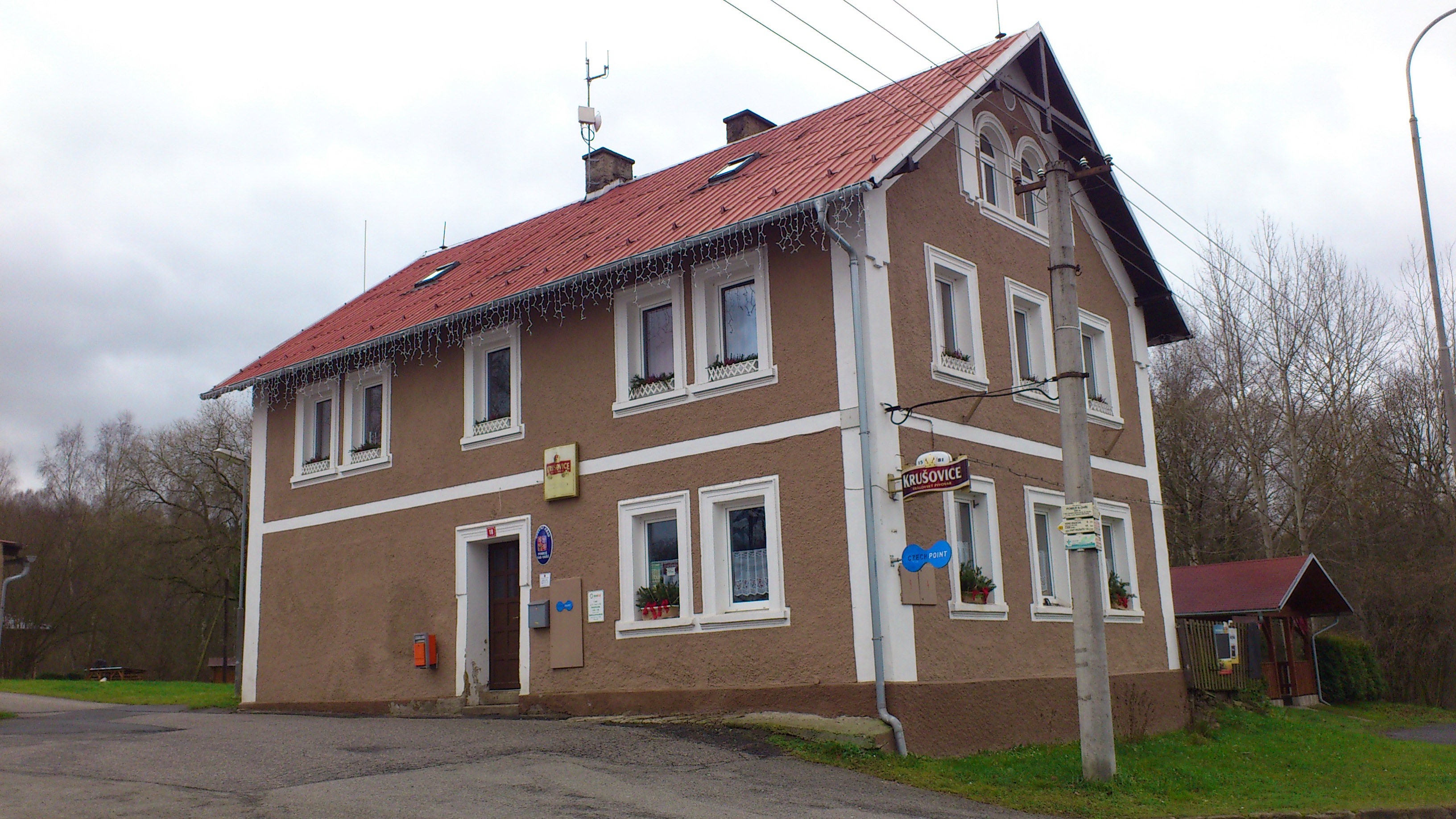 Pomezí nad Ohří - obecní úřad foto 2