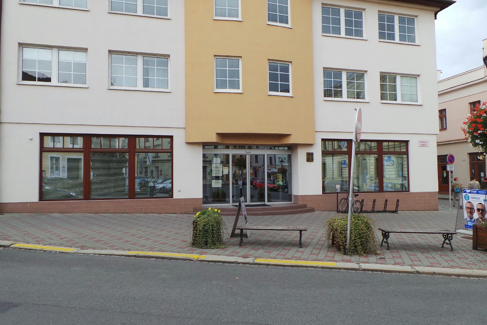 Úřad pro zastupování státu ve věcech majetkových - Odloučené pracoviště Kroměříž