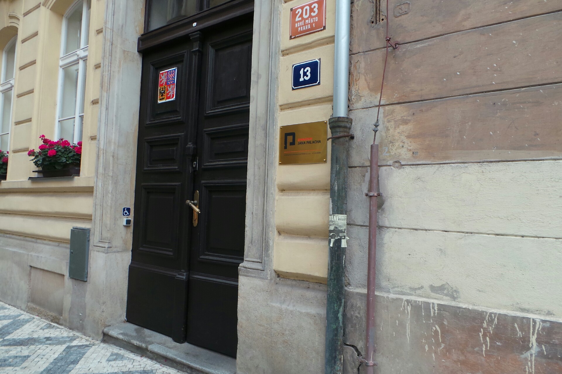 Express Yourself - Mgr. Radek Dán